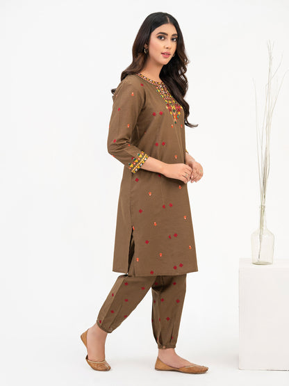 2 Piece Khaddar Suit-Embroidered(Pret)