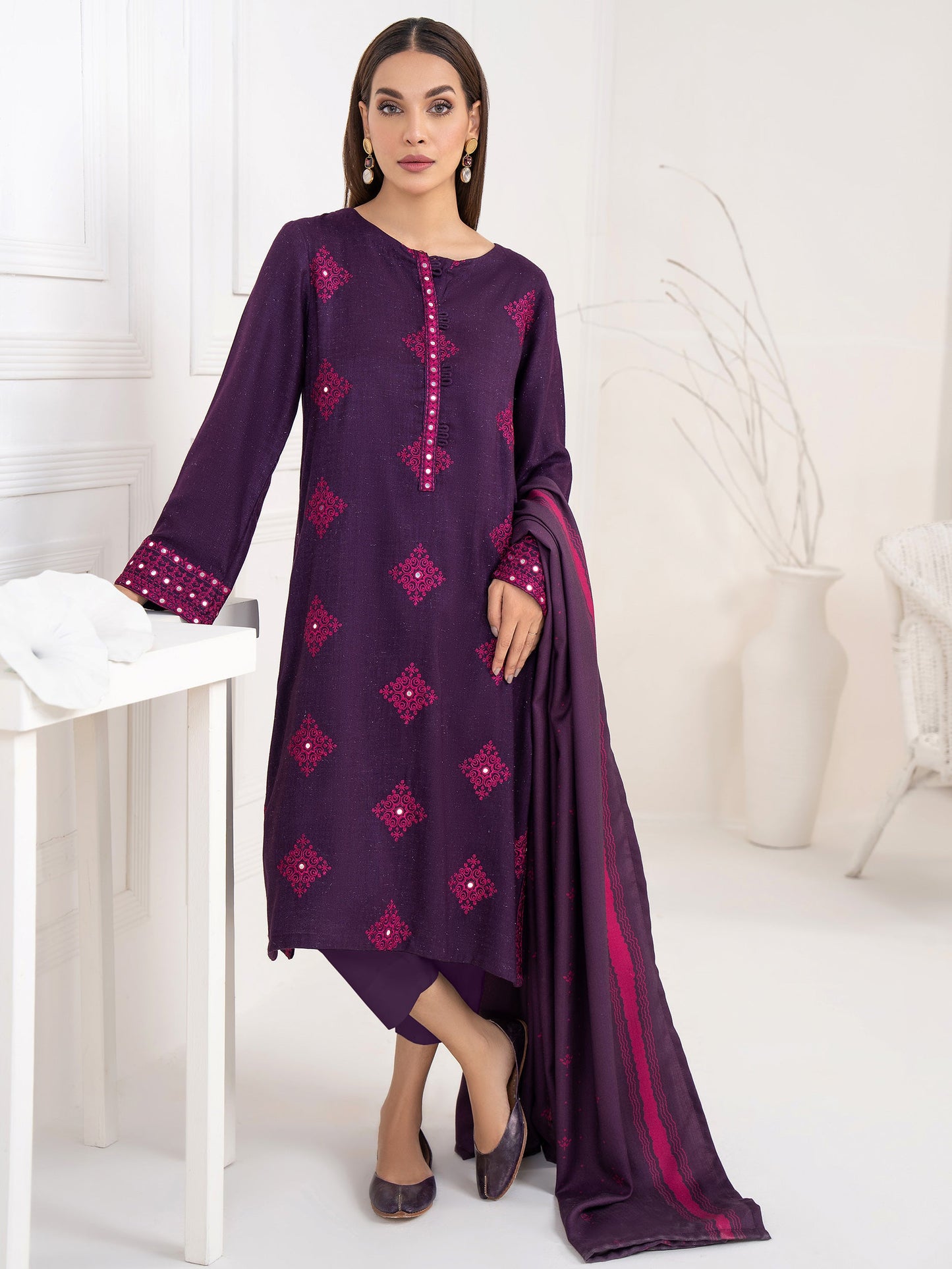 2 Piece Karandi Suit-Embroidered(Unstitched)