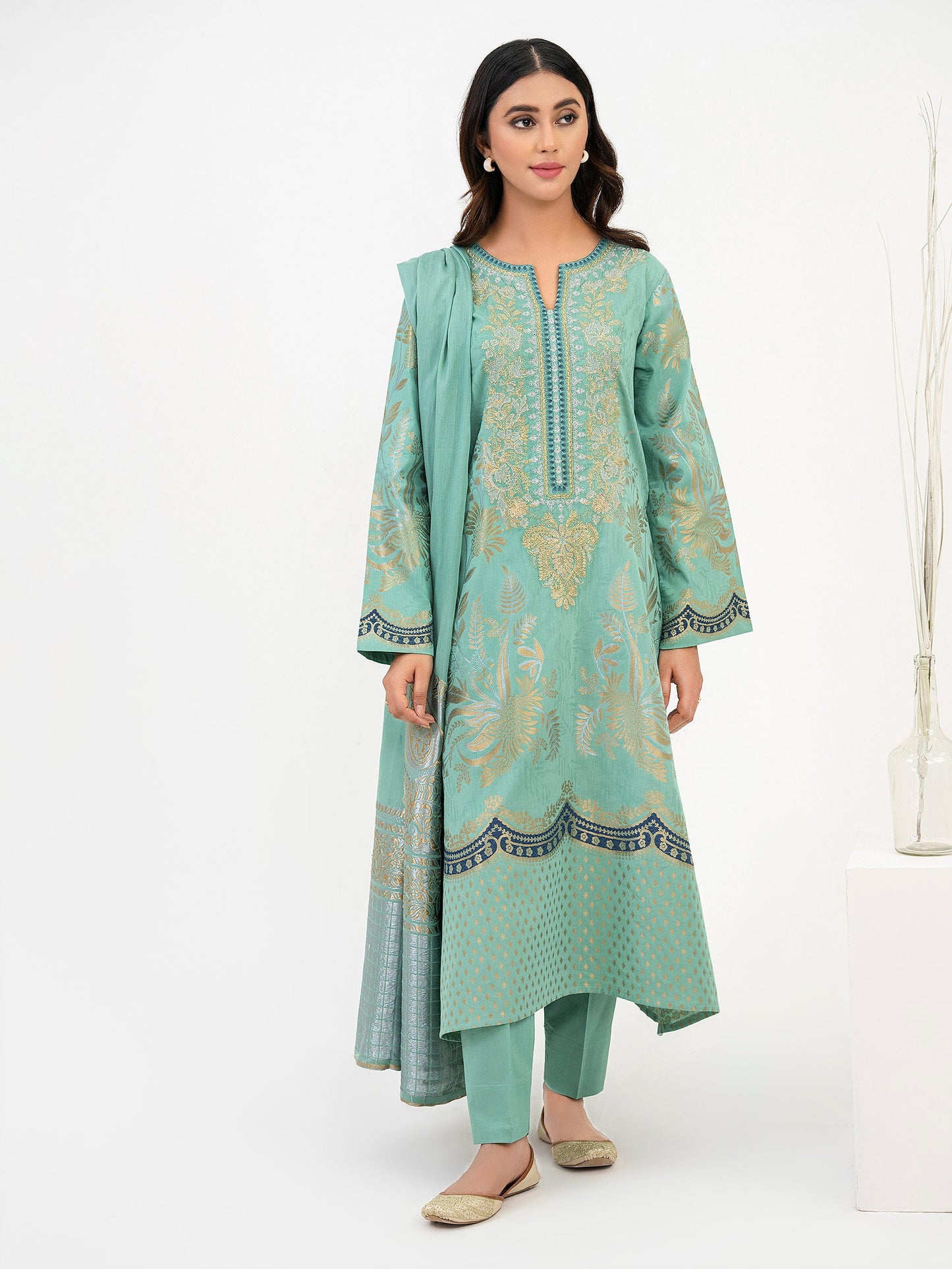 3 Piece Winter Jacquard Suit-Embroidered(Pret)