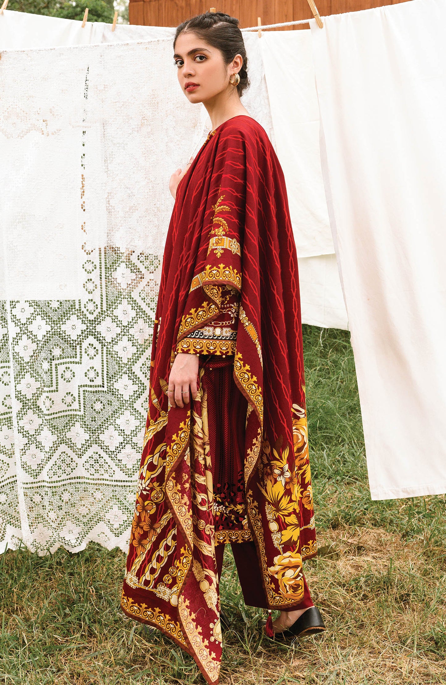 Orient - Unstitched 3 Piece Embroidered Textured Heavy Cotton Suit