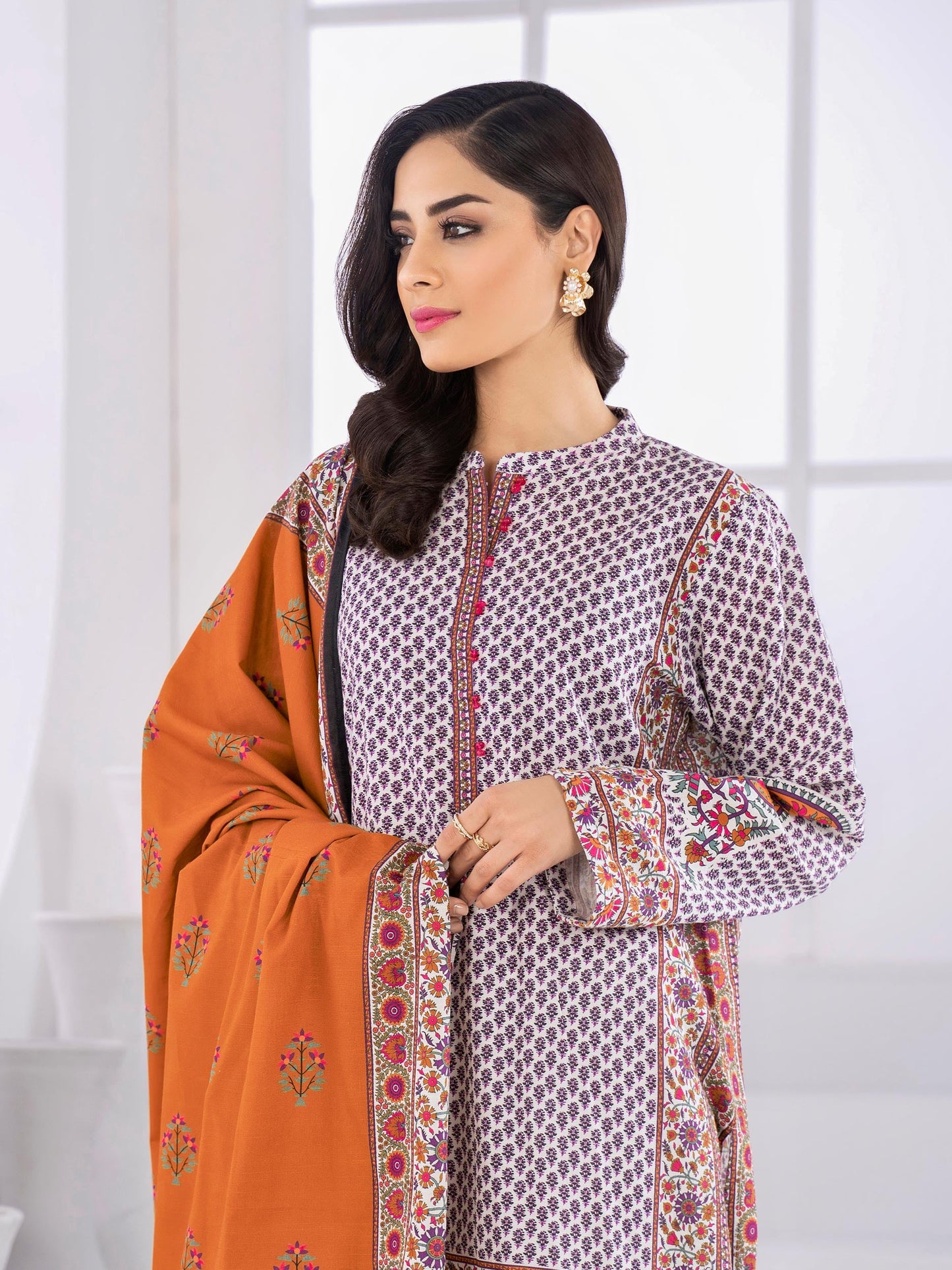 2 Piece Khaddar Suit-Printed (Unstitched)