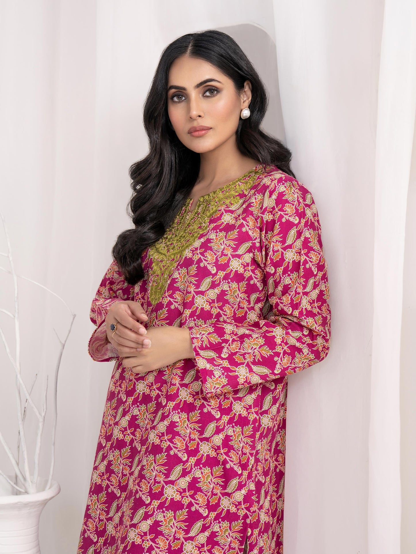 2 Piece Khaddar Suit-Embroidered(Unstitched)