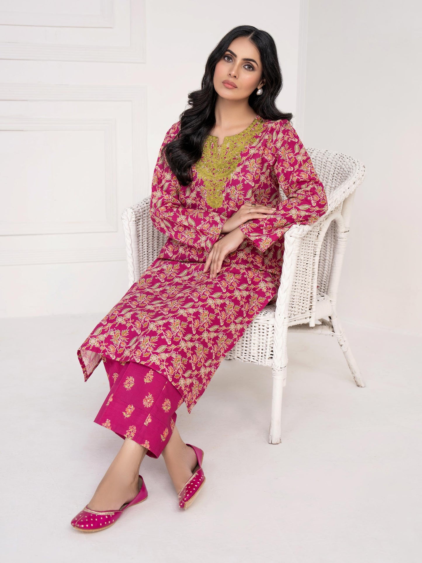 2 Piece Khaddar Suit-Embroidered(Unstitched)