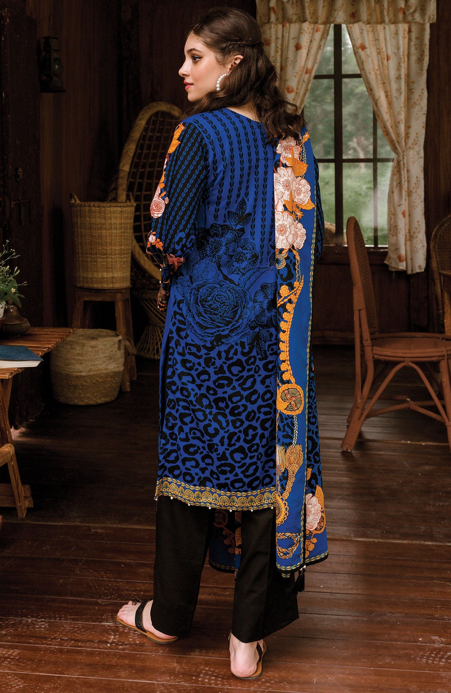 Orient - Unstitched 3 Piece Embroidered Textured Heavy Cotton Suit