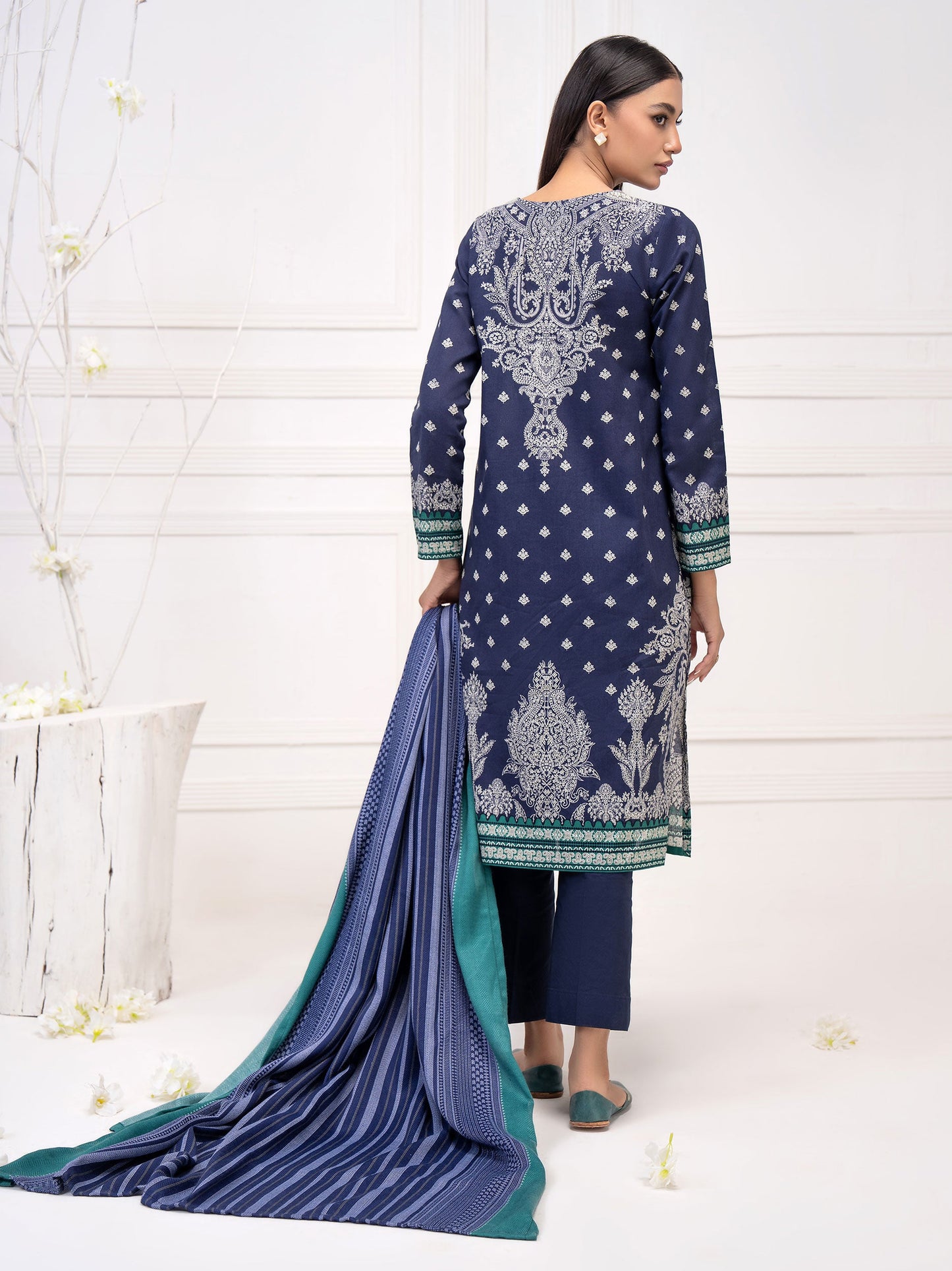 3 Piece Khaddar Suit-Printed(Unstitched)