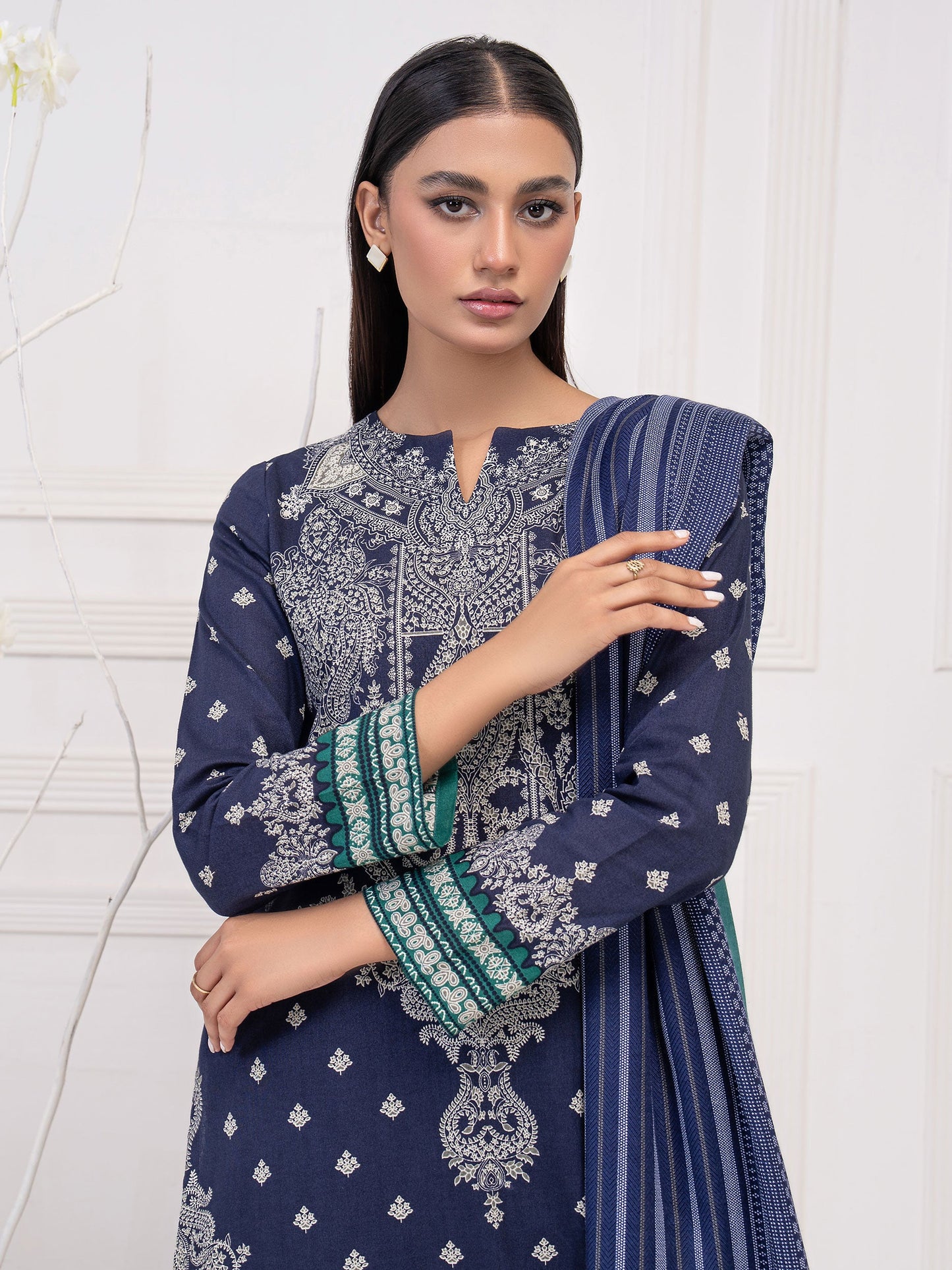 3 Piece Khaddar Suit-Printed(Unstitched)