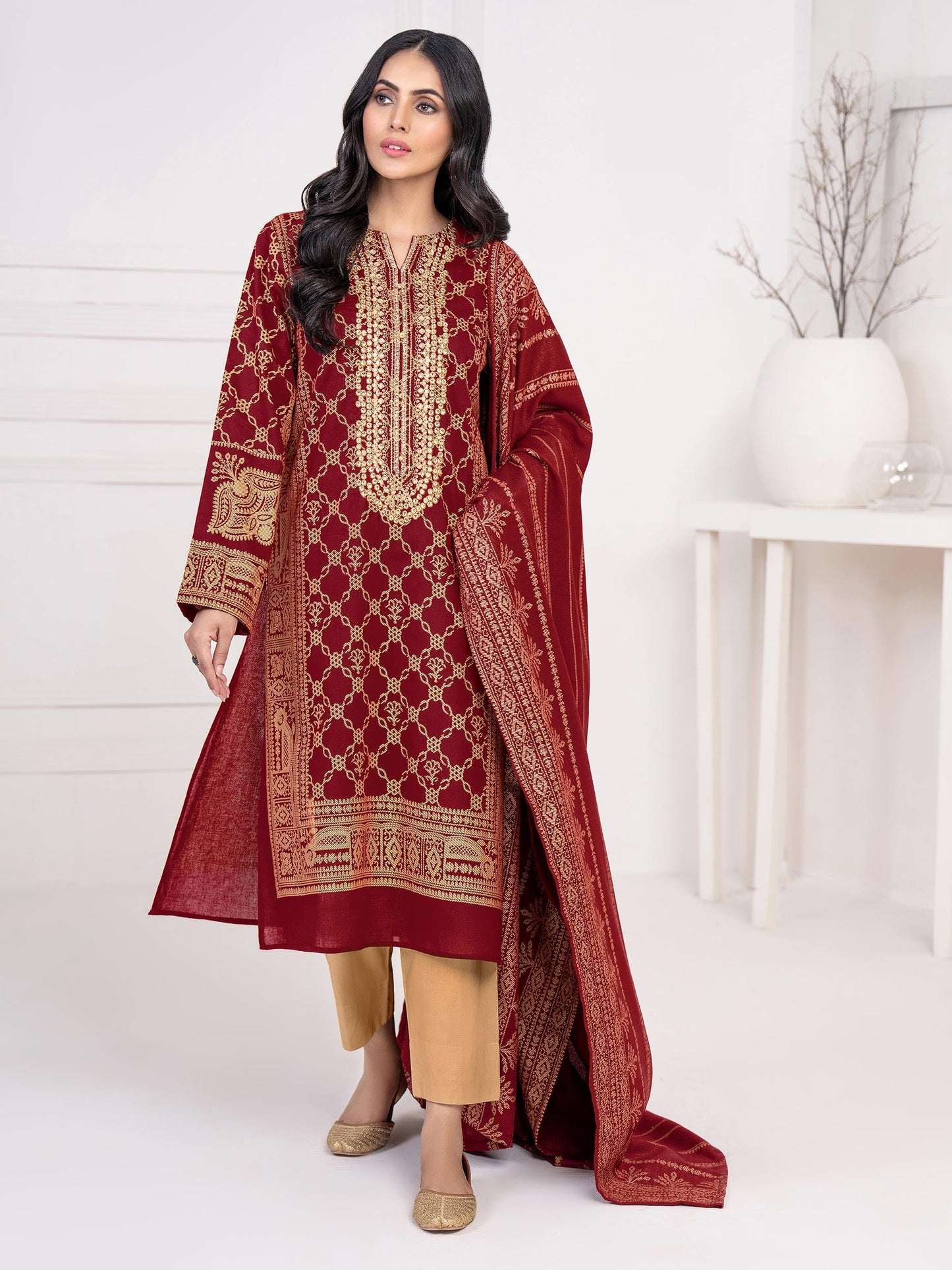 2 Piece Khaddar Suit-Embroidered(Unstitched)