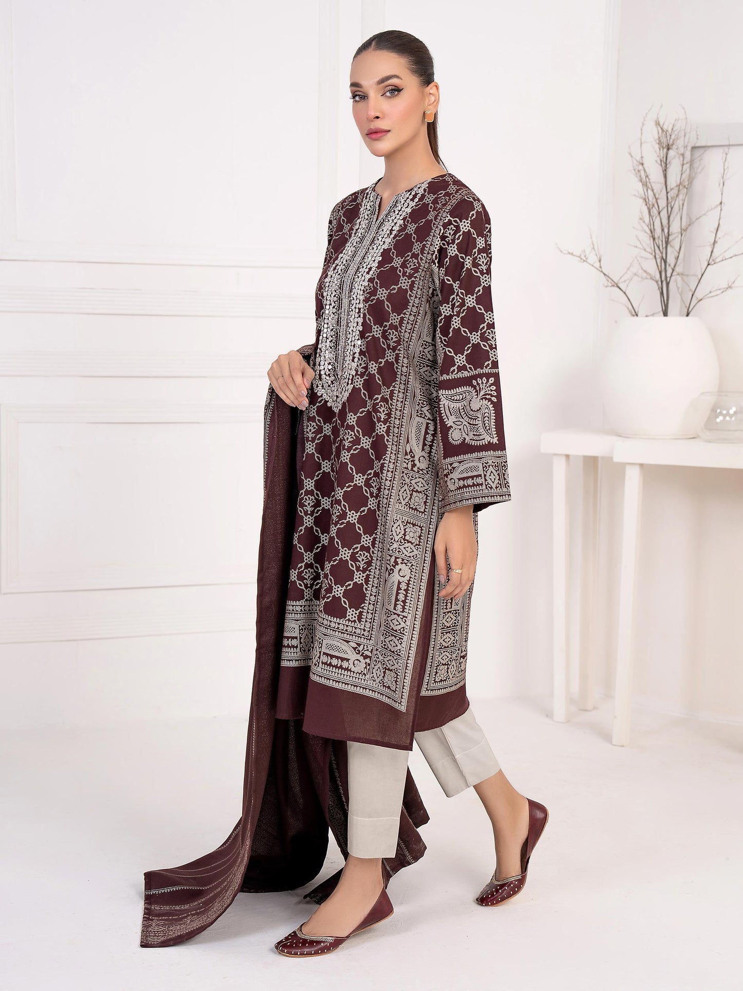 2 Piece Khaddar Suit-Embroidered(Unstitched)