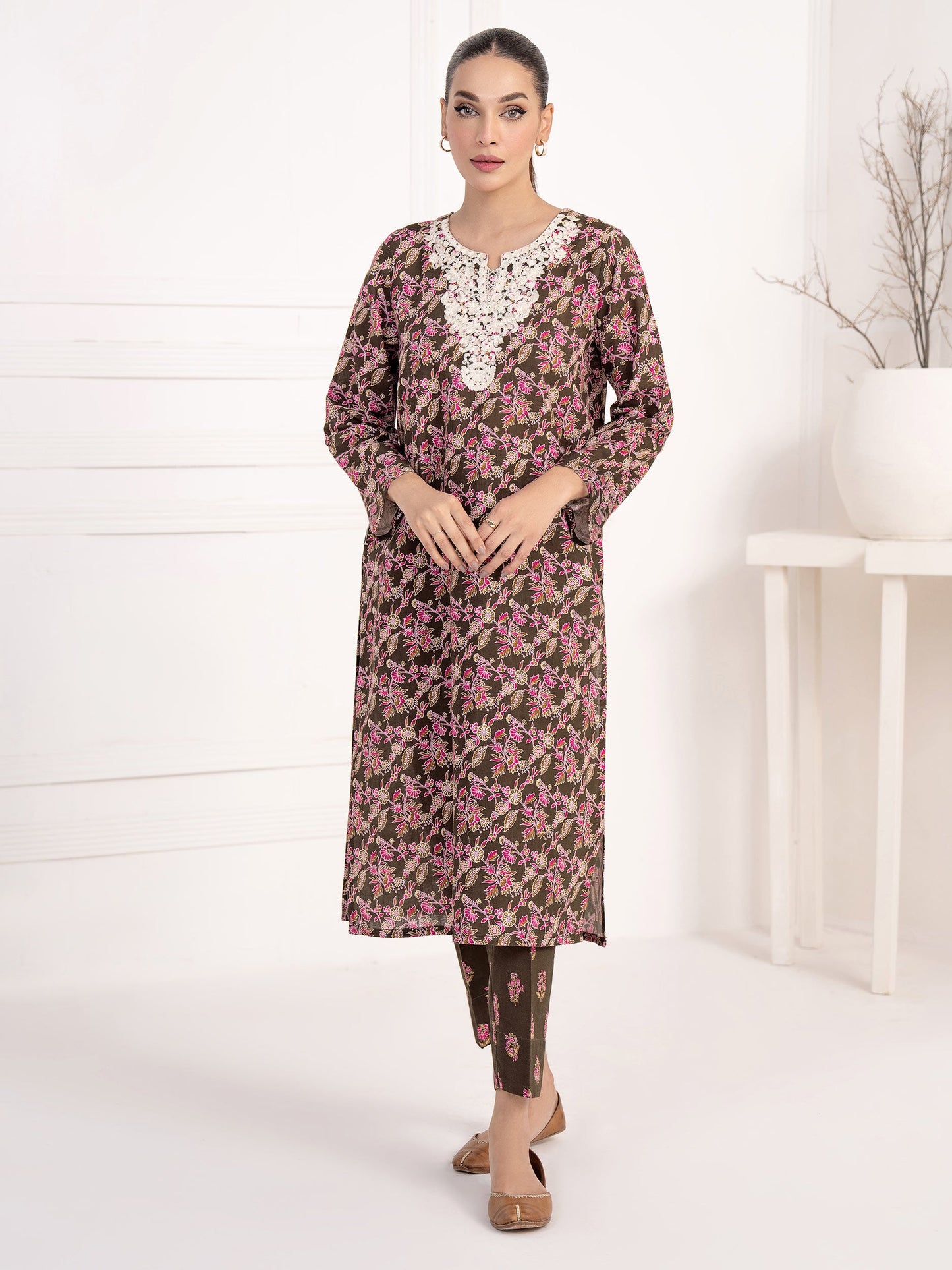 2 Piece Khaddar Suit-Embroidered(Unstitched)