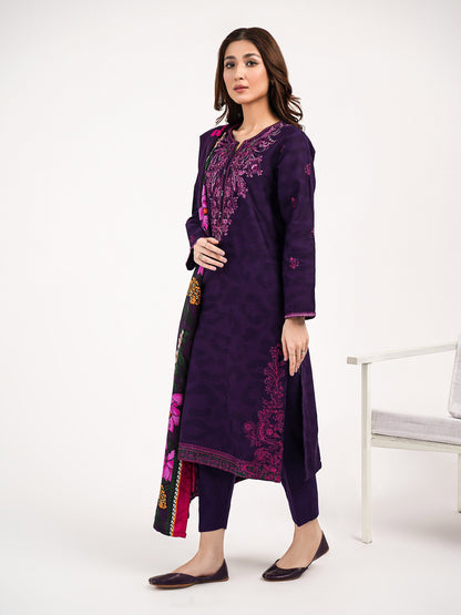 3 Piece Khaddar Suit-Embroidered(Pret)