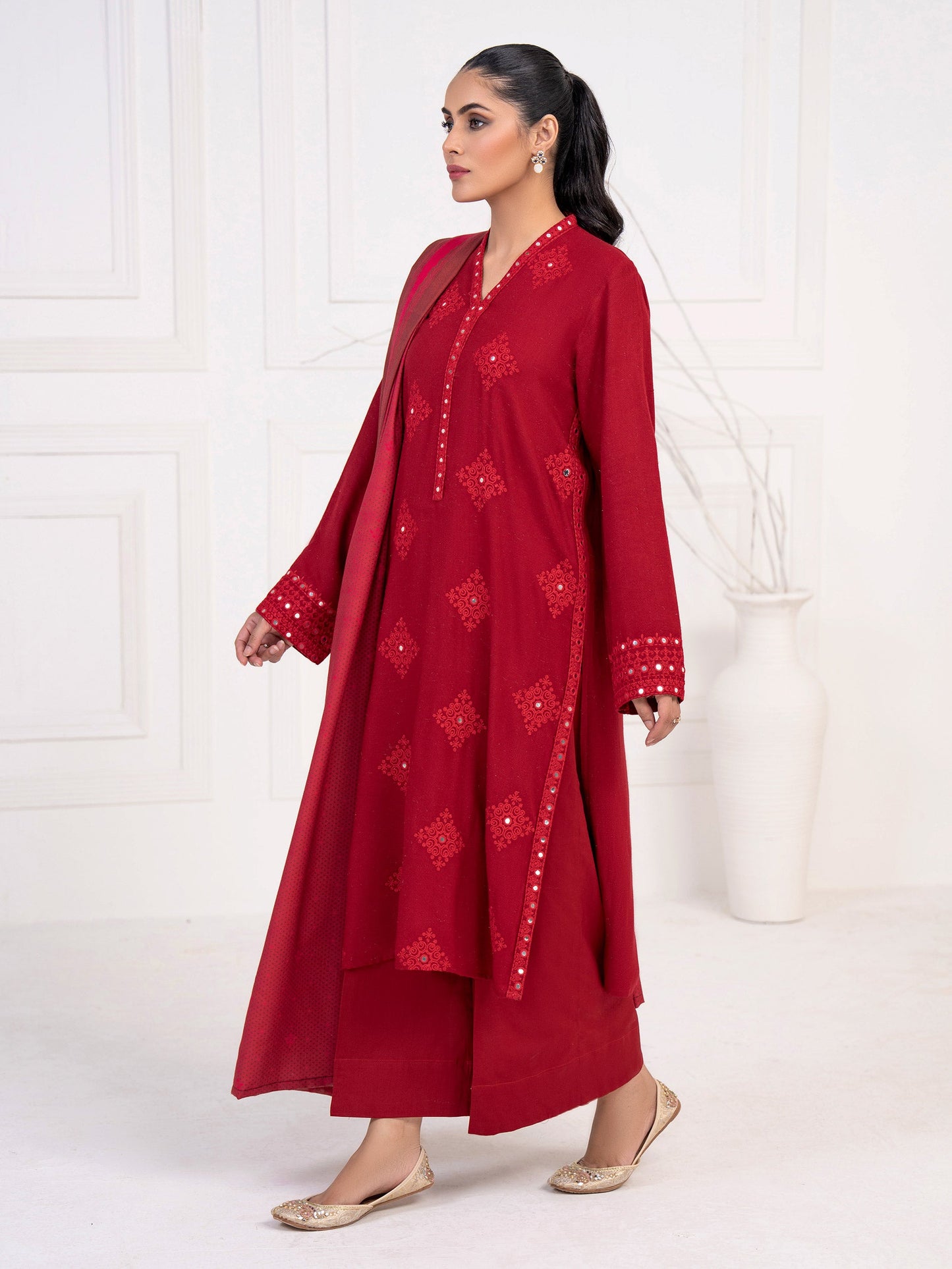 2 Piece Karandi Suit-Embroidered(Unstitched)