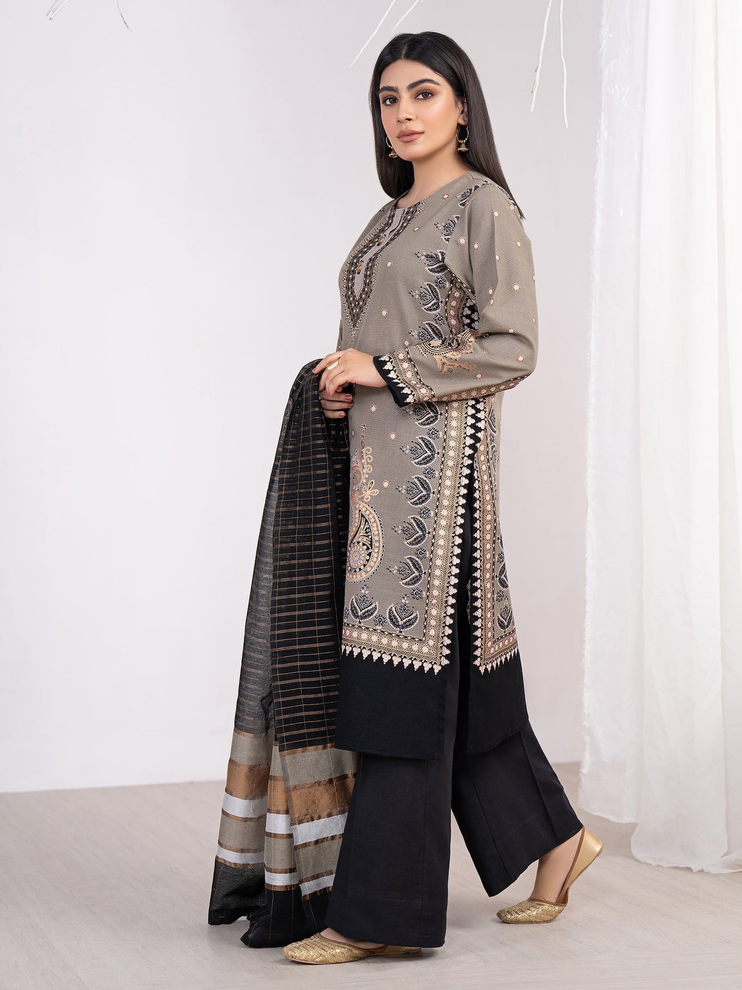 2 Piece Khaddar Suit-Paste Print(Unstitched)