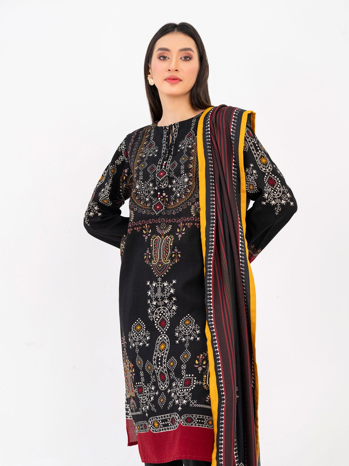 2 Piece Khaddar Suit-Printed (Pret)