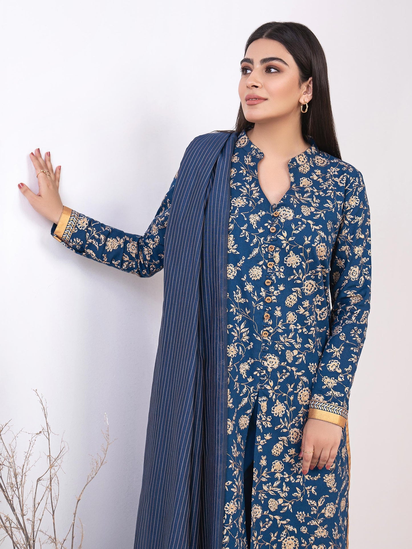 3 Piece Khaddar Suit-Printed(Unstitched)