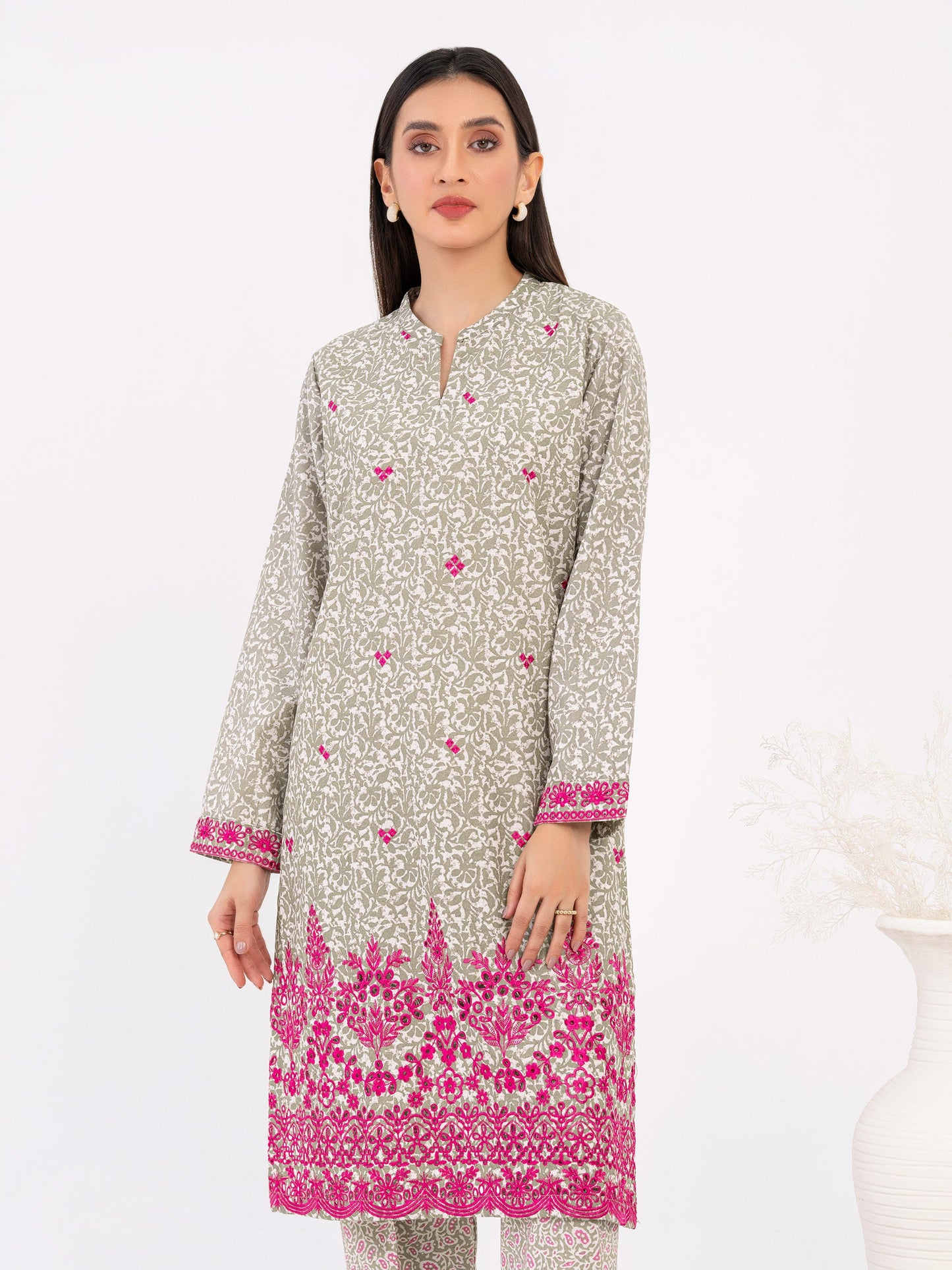 2 Piece Karandi Suit-Embroidered (Pret)