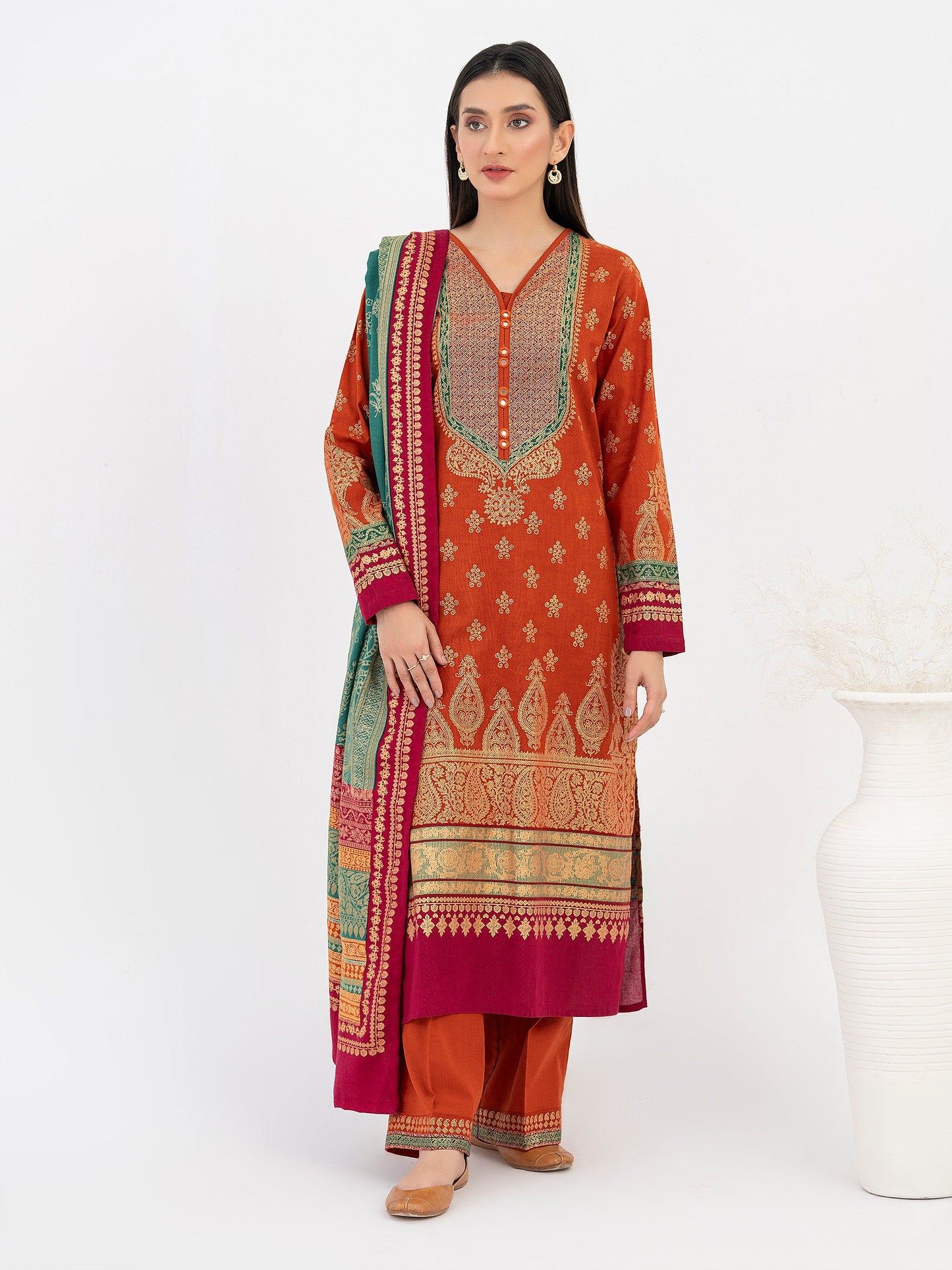 3 Piece Khaddar Suit-Paste Print (Pret)