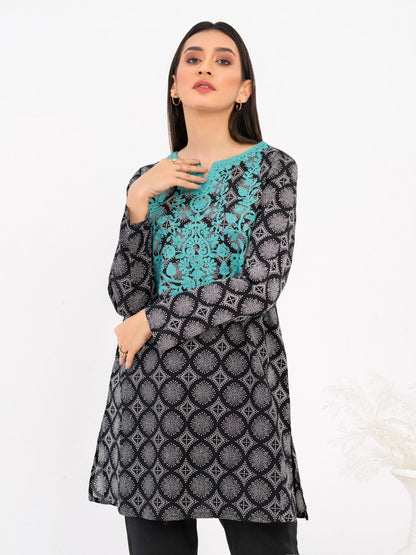 Khaddar Kurti-Embroidered (Pret)