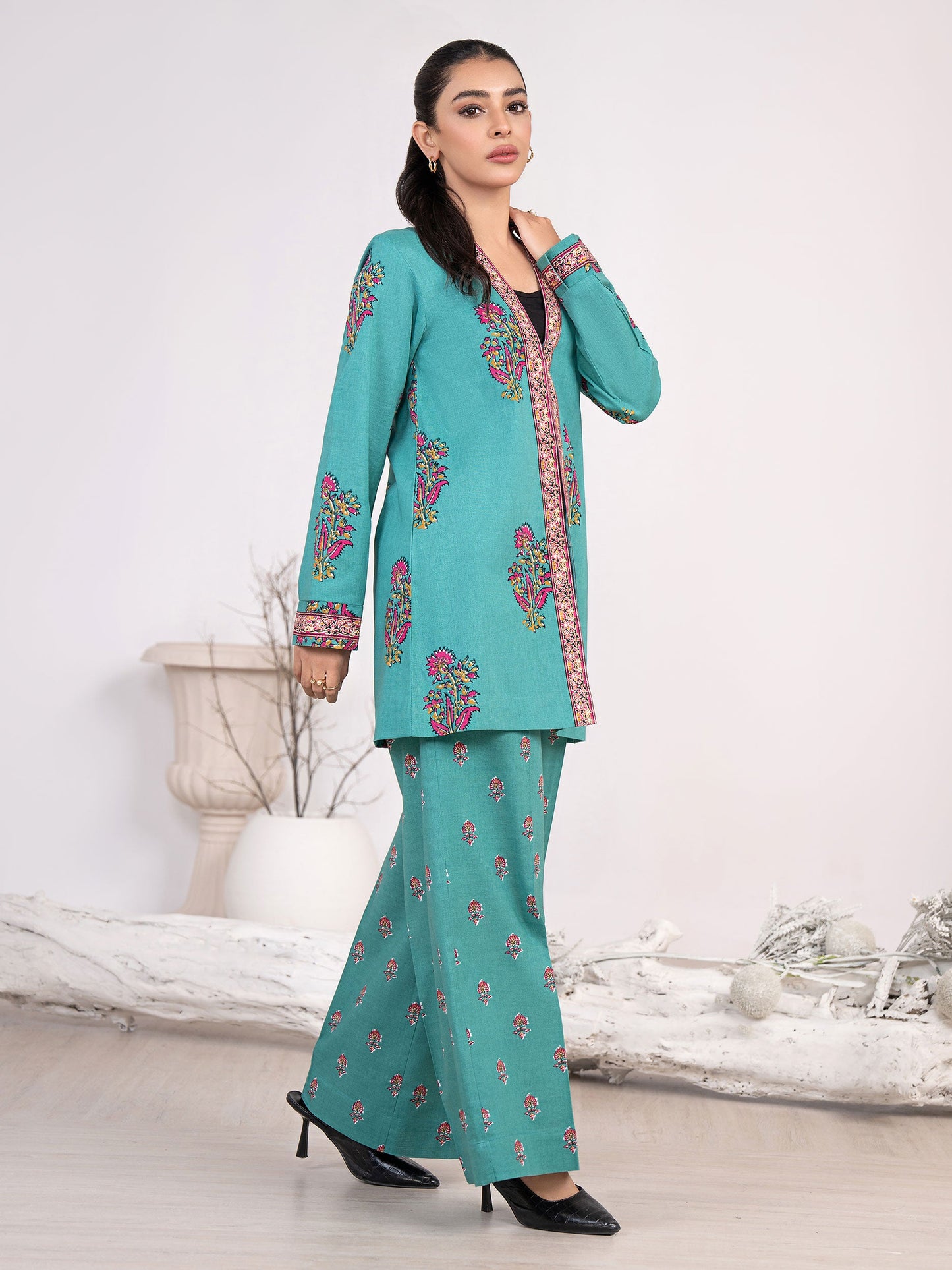 2 Piece Khaddar Suit-Printed(Unstitched)