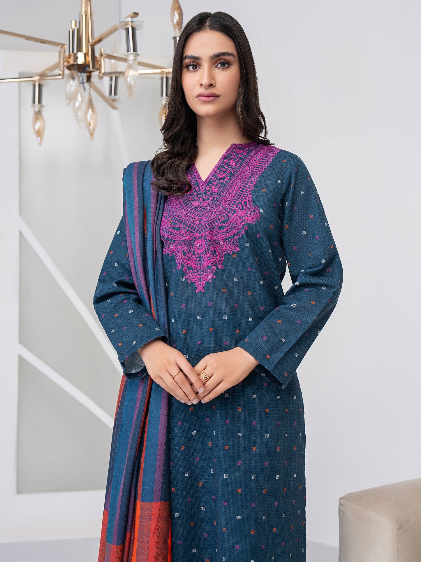 3 Piece Khaddar Suit-Embroidered (Unstitched)