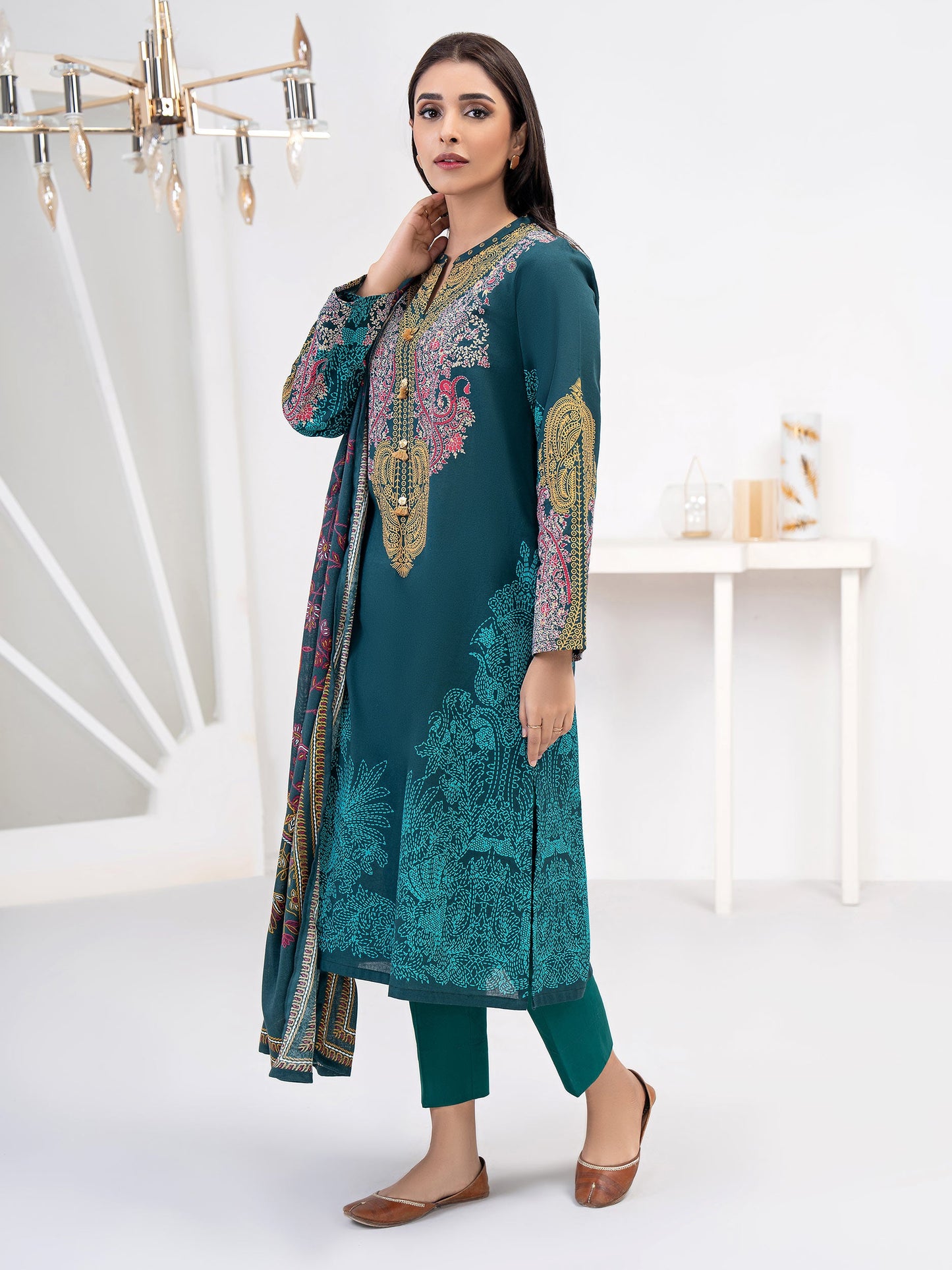 3 Piece Khaddar Suit-Printed (Unstitched)