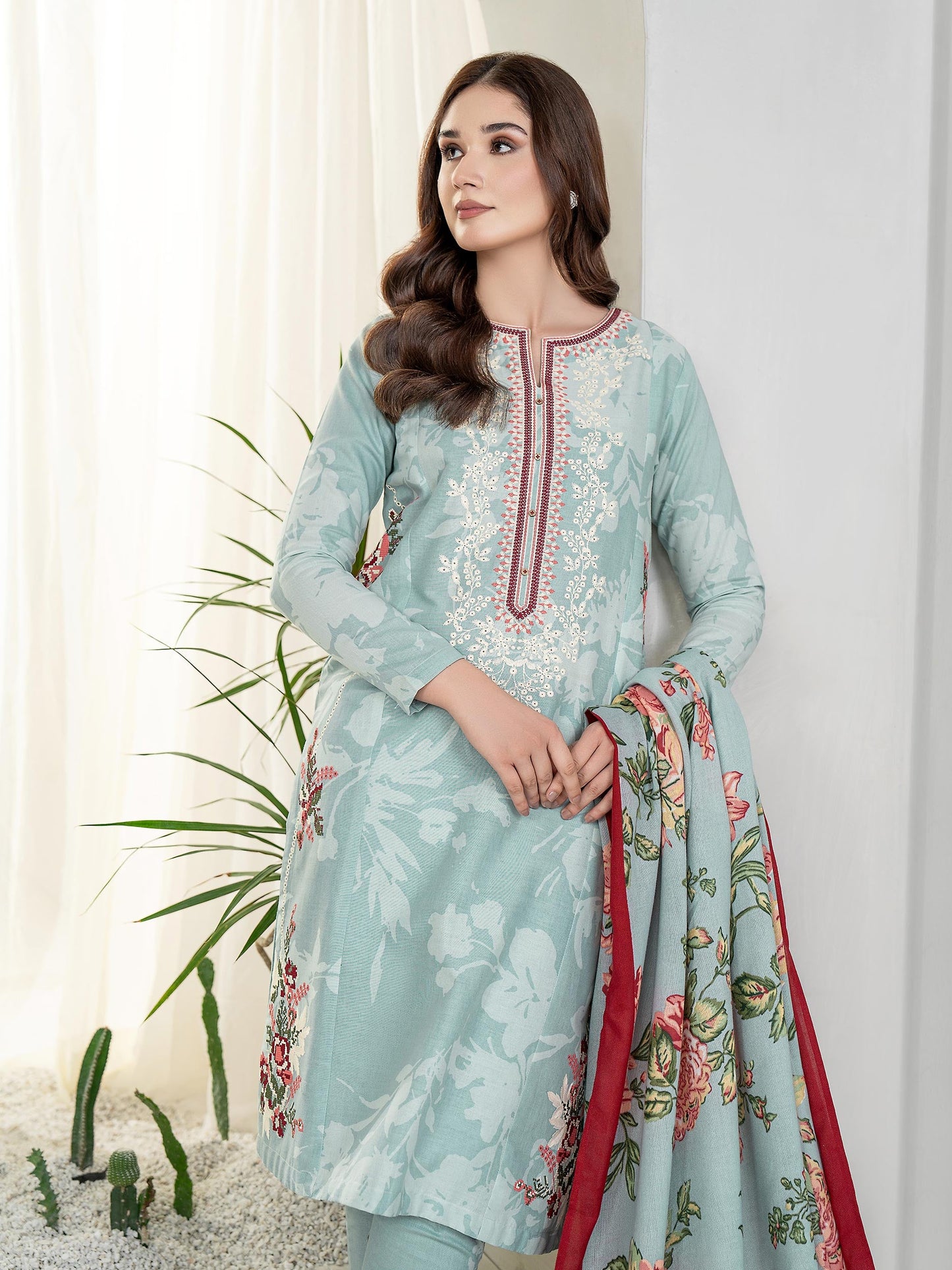 3 Piece Khaddar Suit-Embroidered(Unstitched)