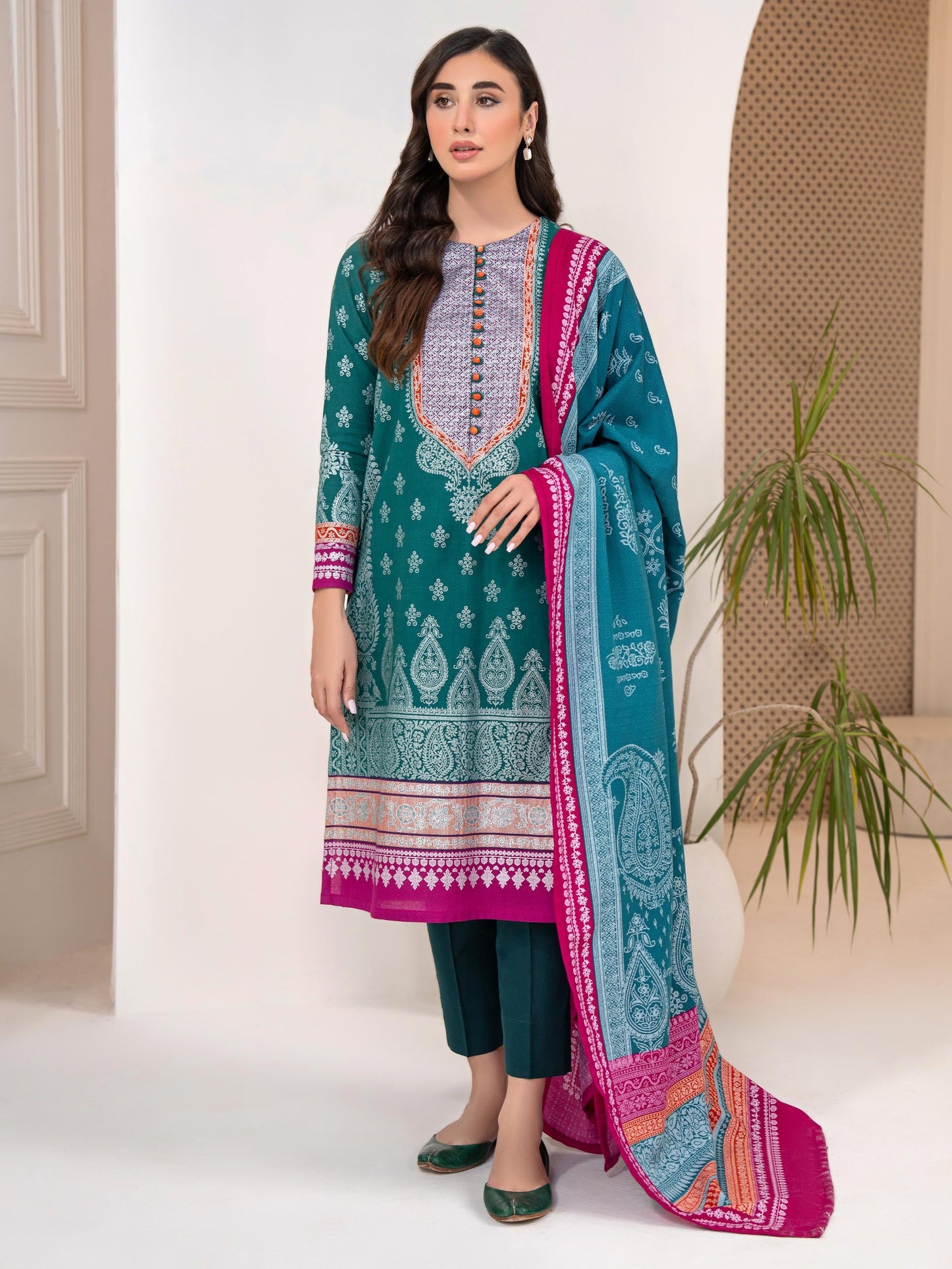 3 Piece Khaddar Suit-Printed (Unstitched)