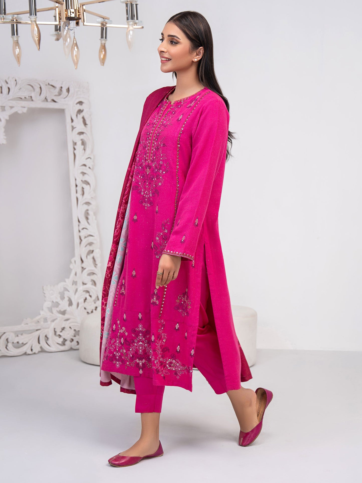 3 Piece Karandi Suit-Embroidered (Unstitched)