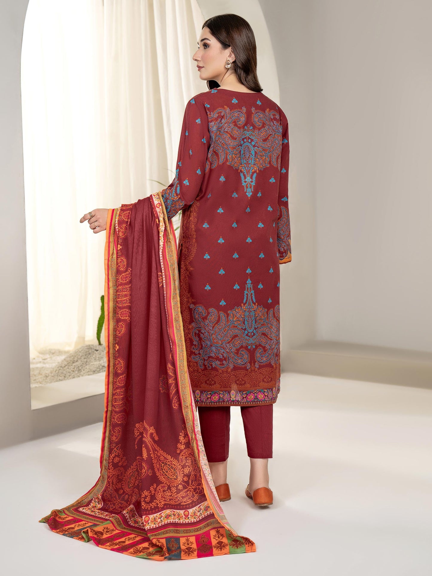 3 Piece Khaddar Suit-Embroidered(Unstitched)