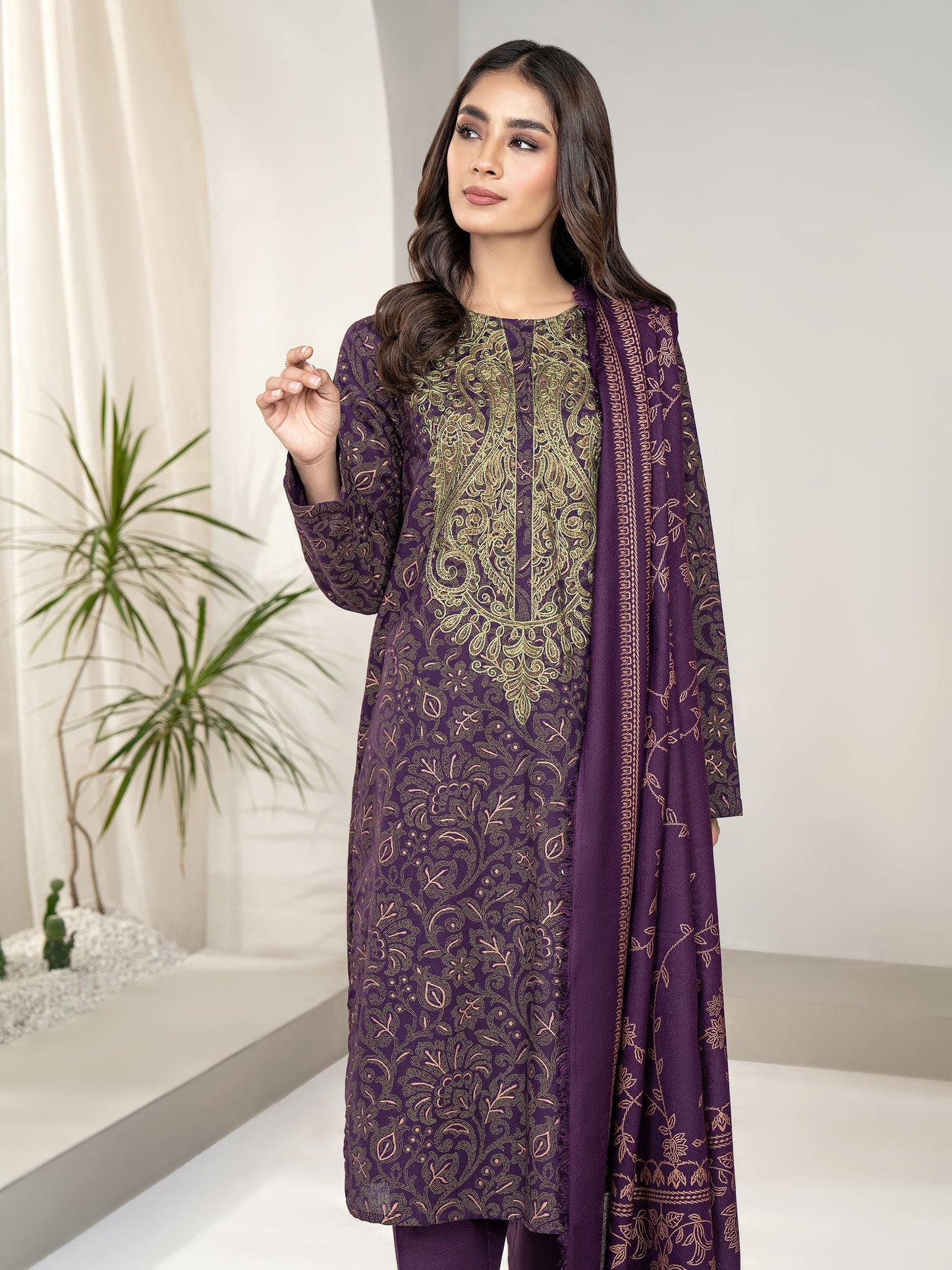 Limelight - 3 Piece Khaddar Suit-Embroidered (Unstitched)