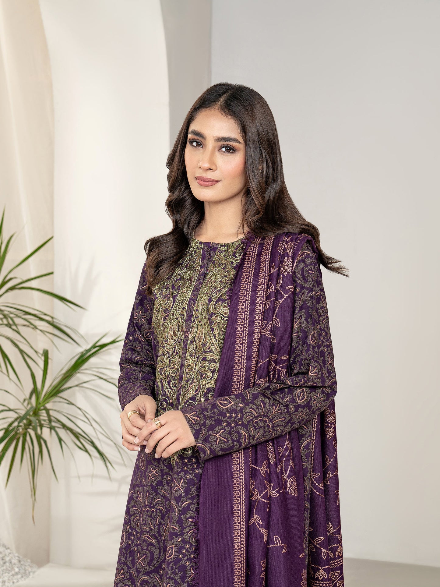 Limelight - 3 Piece Khaddar Suit-Embroidered (Unstitched)