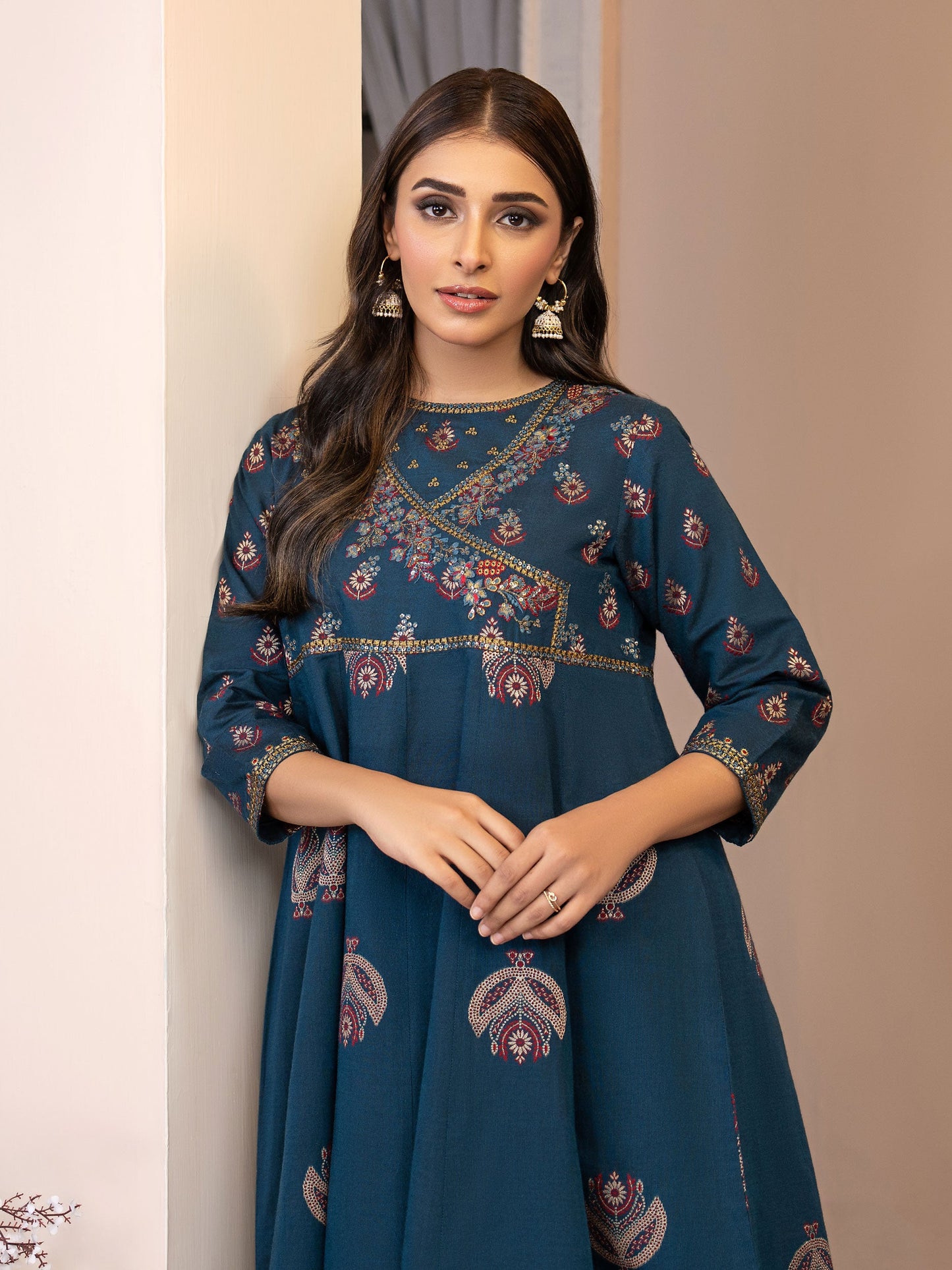 2 Piece Winter Jacquard Suit-Embroidered(Pret)