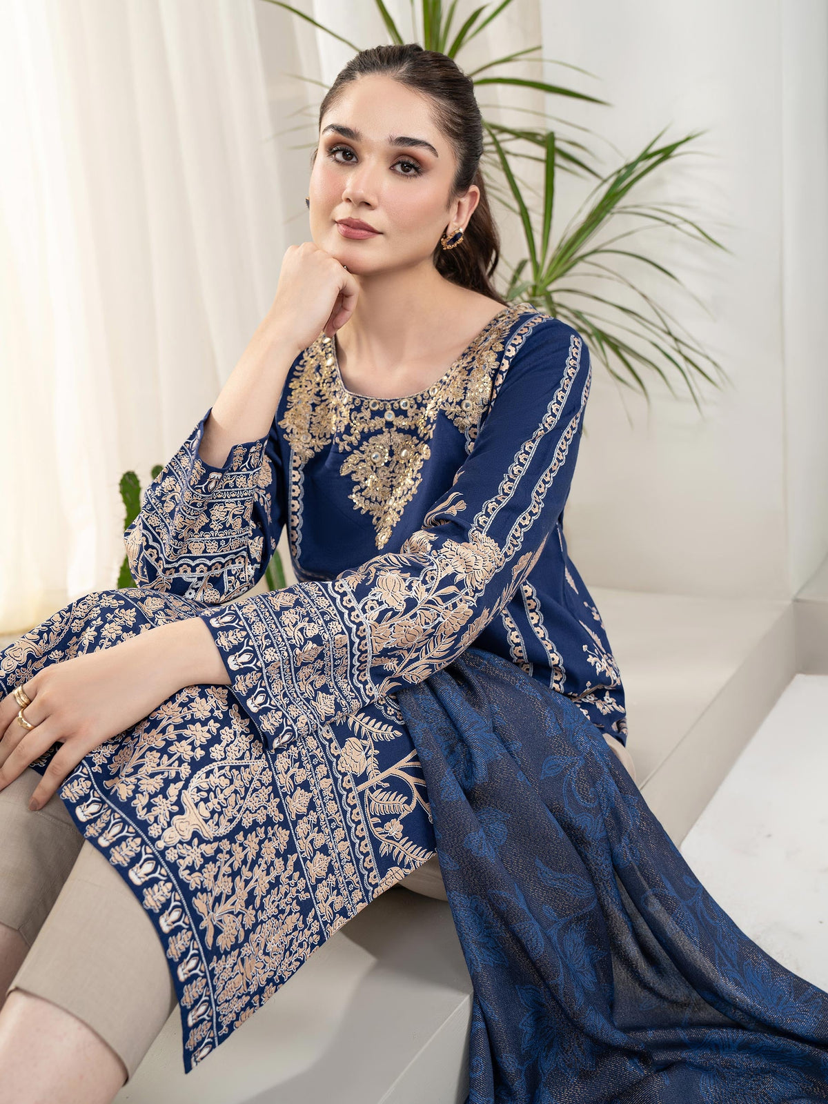 Limelight - 2 Piece Khaddar Suit-Embroidered (Unstitched)
