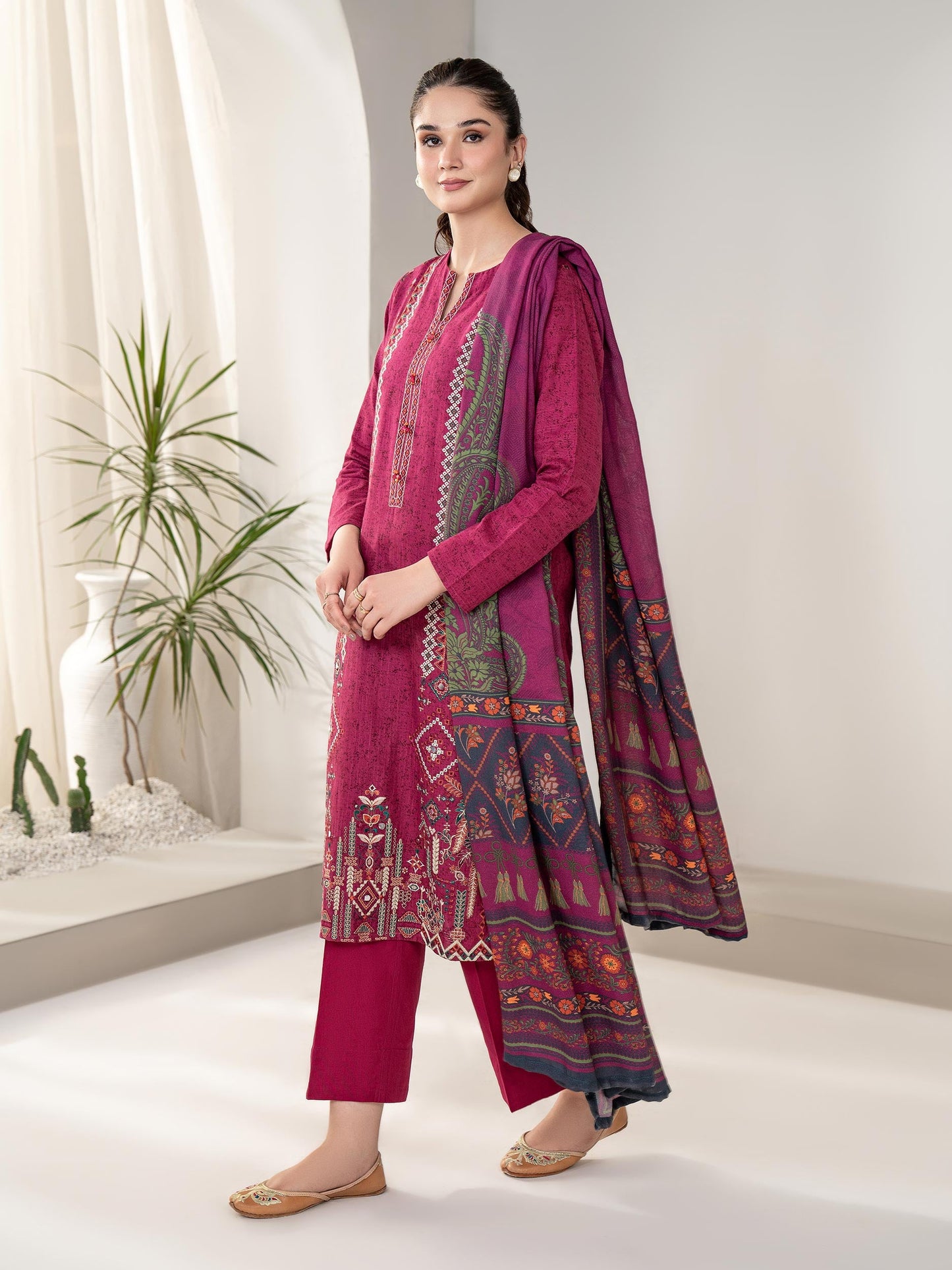 3 Piece Khaddar Suit-Embroidered(Unstitched)