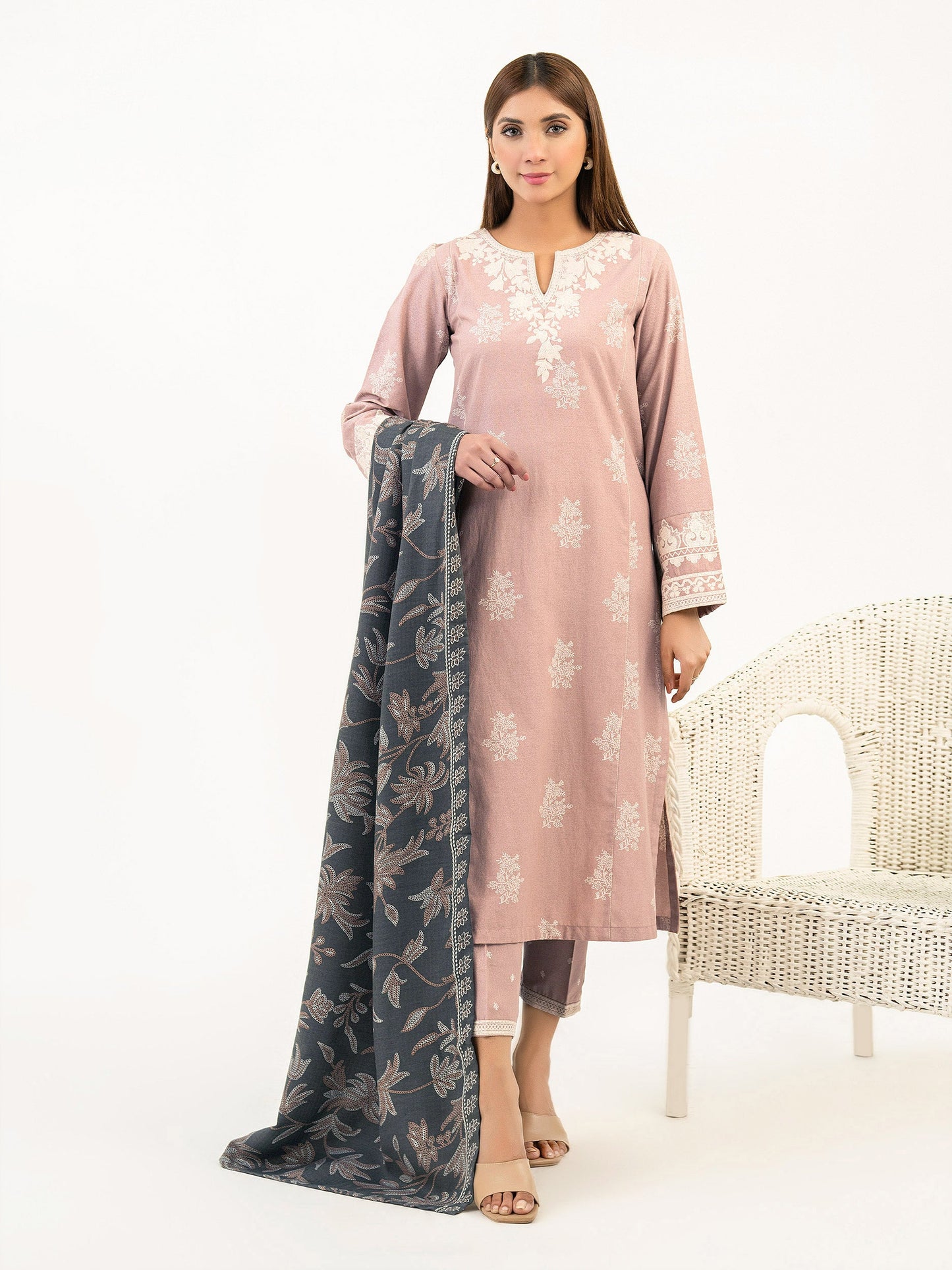 3 Piece Karandi Suit-Embroidered (Pret)