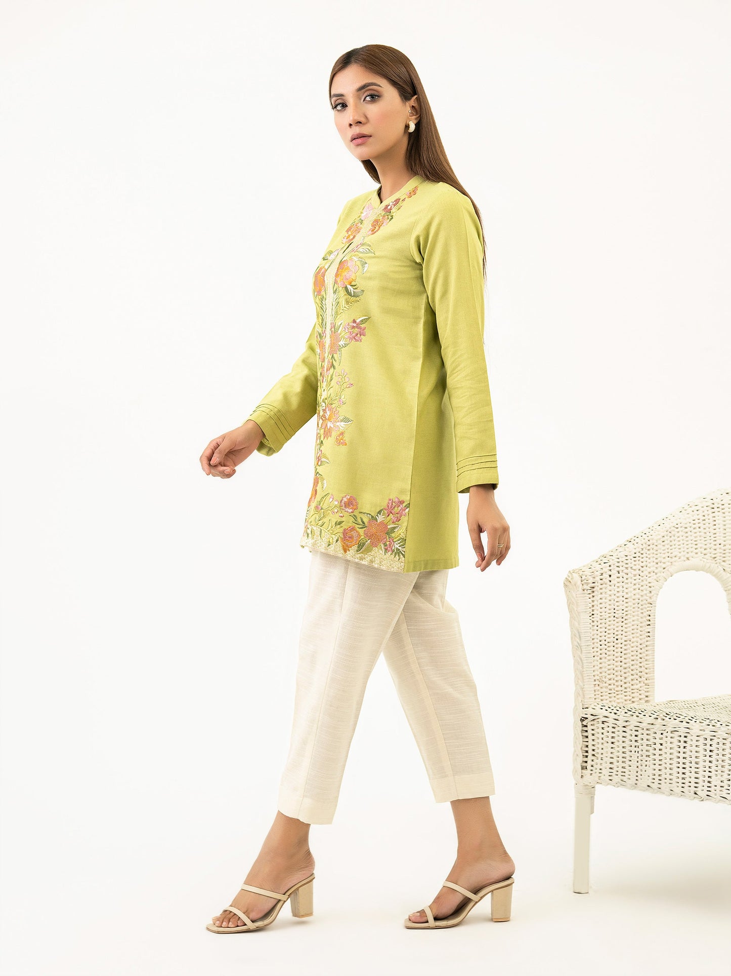 Khaddar Kurti-Embroidered (Pret)