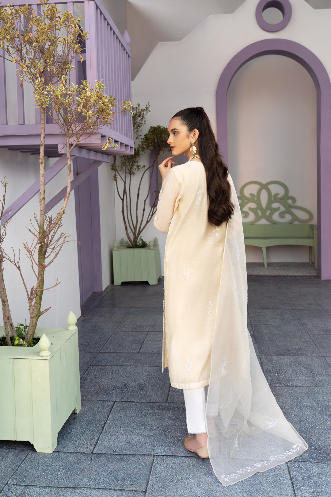 Eraj Hussain - Tahzeeb e Taarkashi - Pearl - Stitched