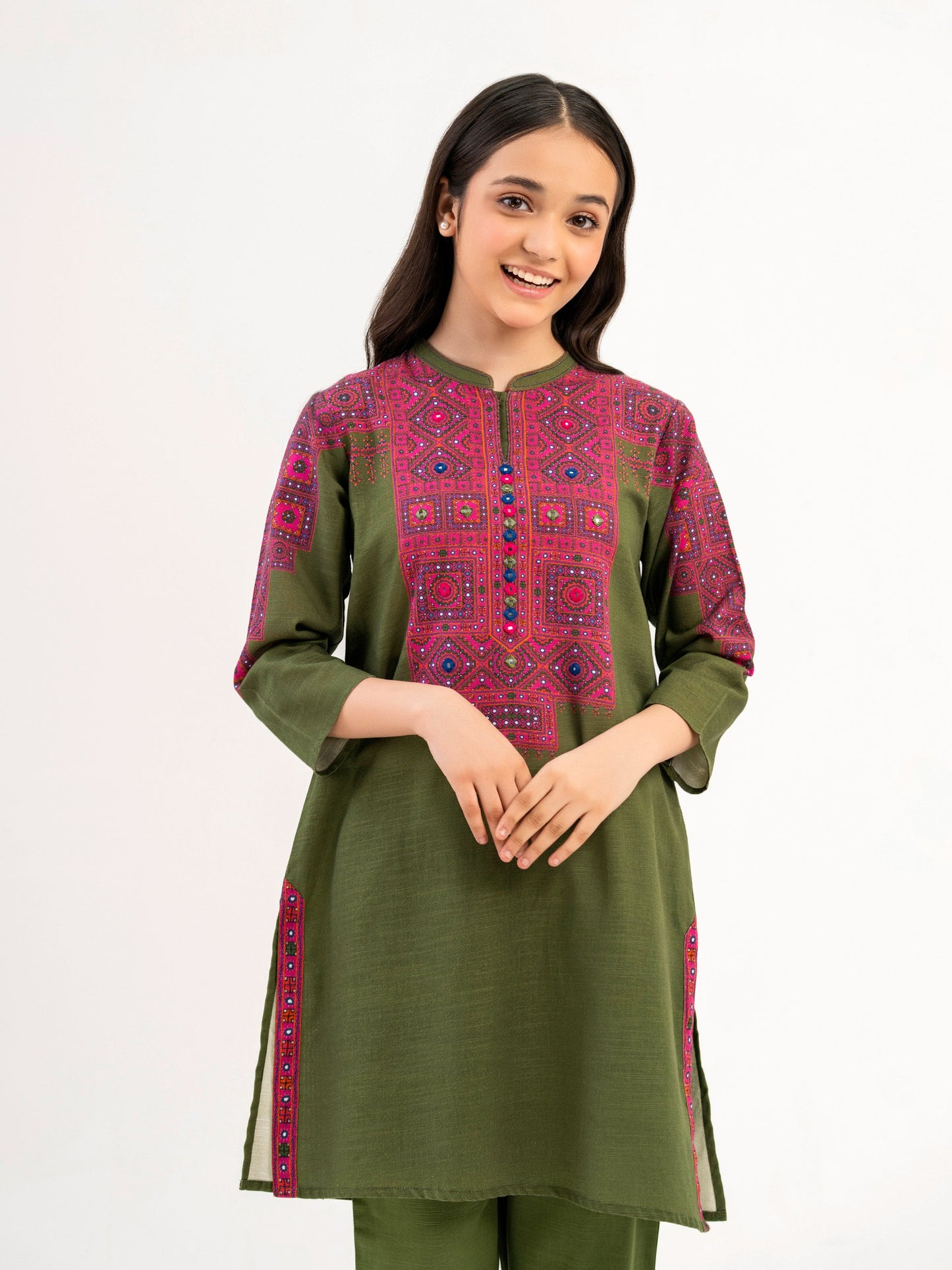 2 Piece Khaddar Suit-Embroidered