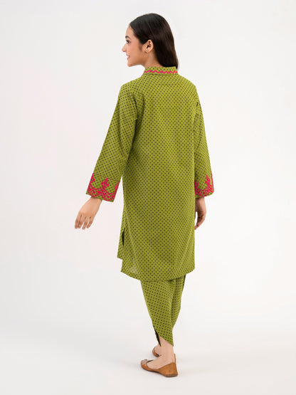 2 Piece Khaddar Suit-Embroidered(Pret)