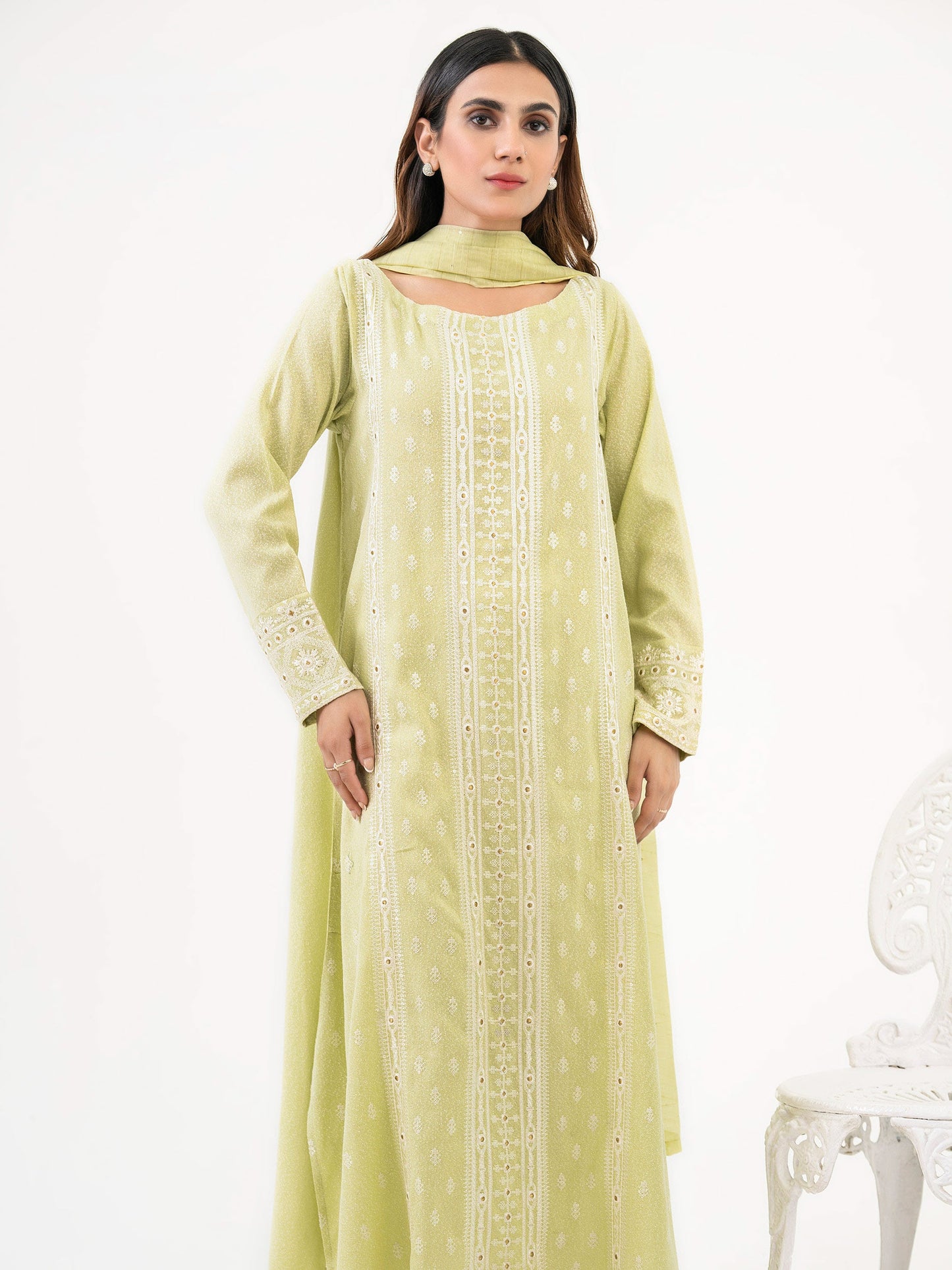 2 Piece Zari Suit-Embroidered (Pret)