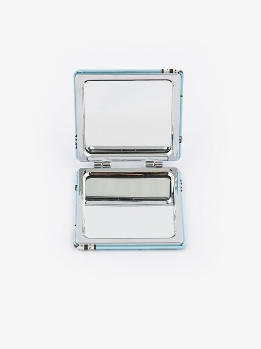 Abstract Compact Mirror
