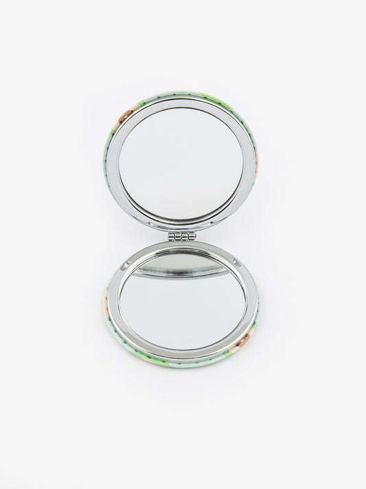 Animated Compact Mirror