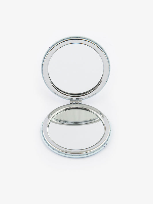 Abstract Compact Mirror