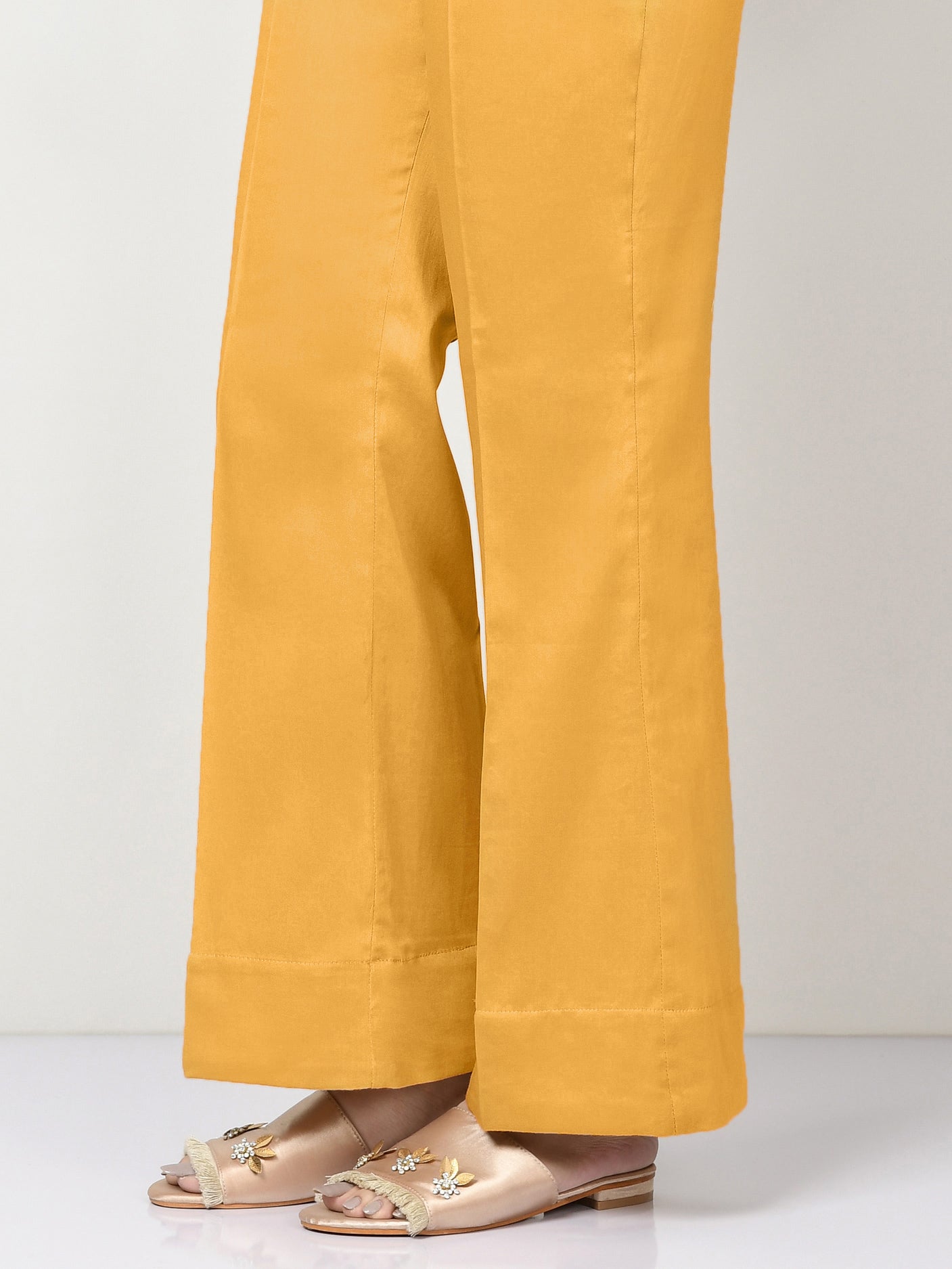 Khaddar Trouser-Dyed (Unstitched)