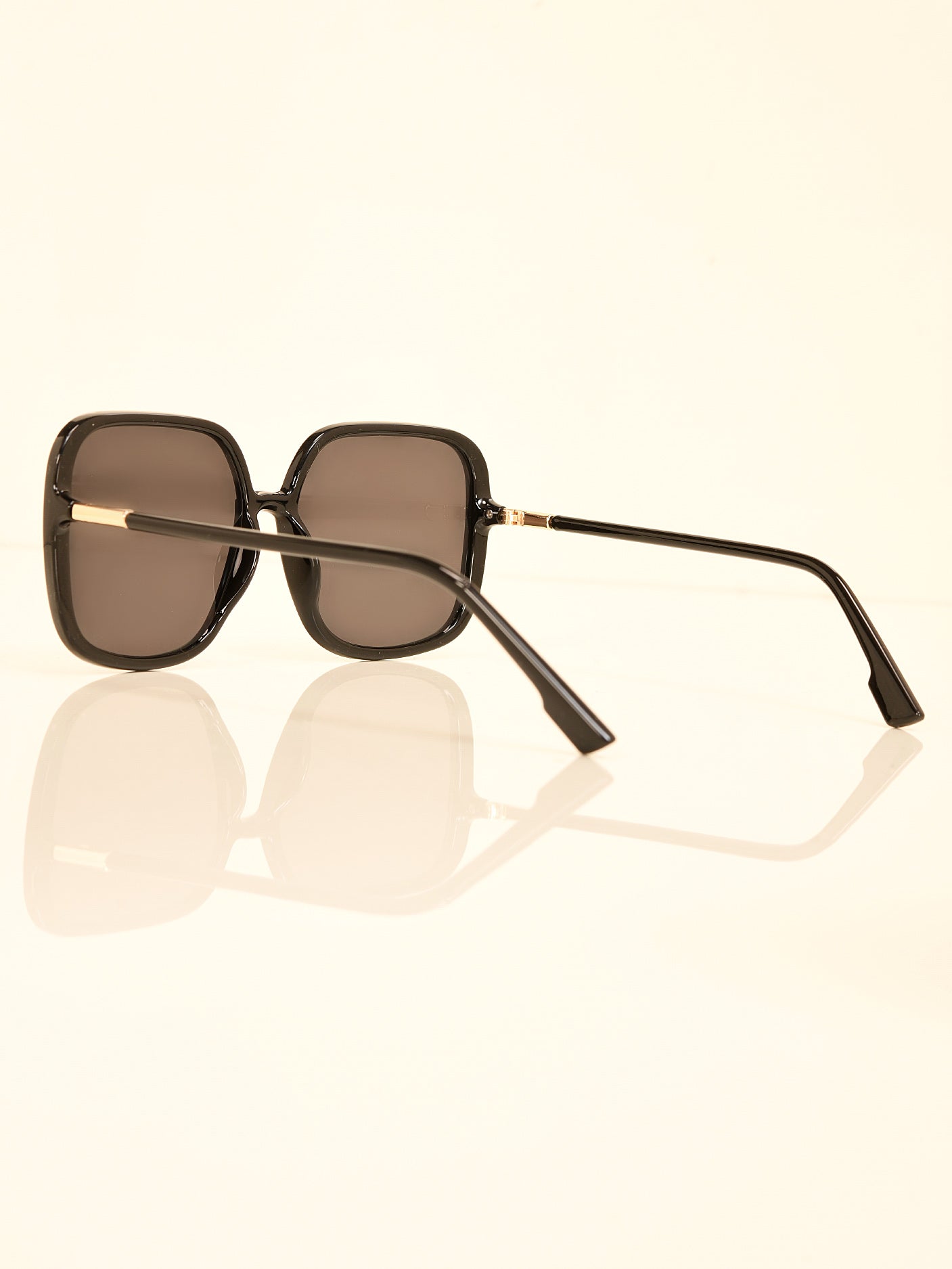 Limelight - Oversized Sunglasses