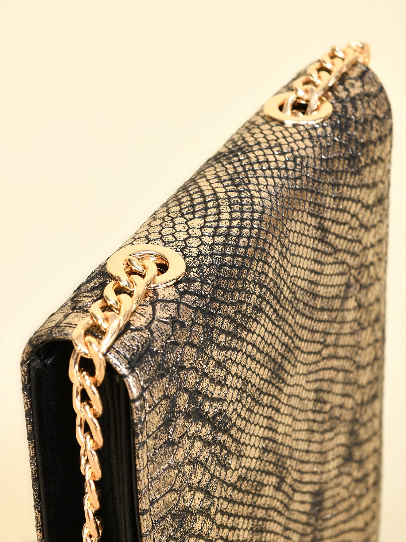 Limelight - Cheetah Textured Handbag