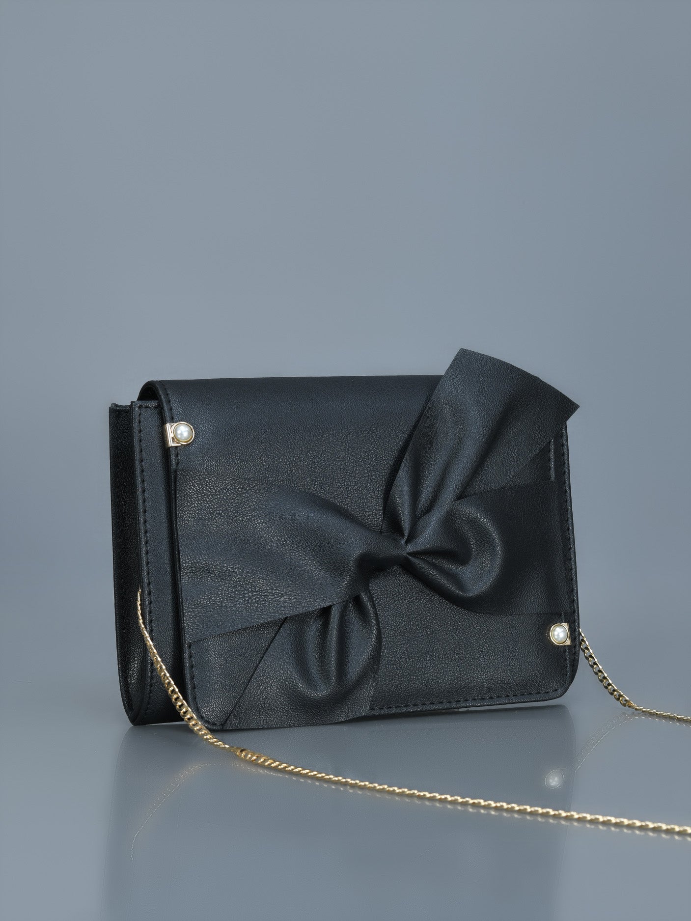 Limelight - Bowtie Clutch