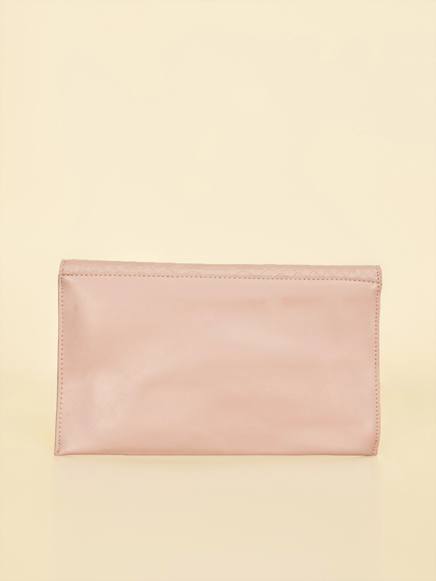 Limelight - Scale Patterned Clutch