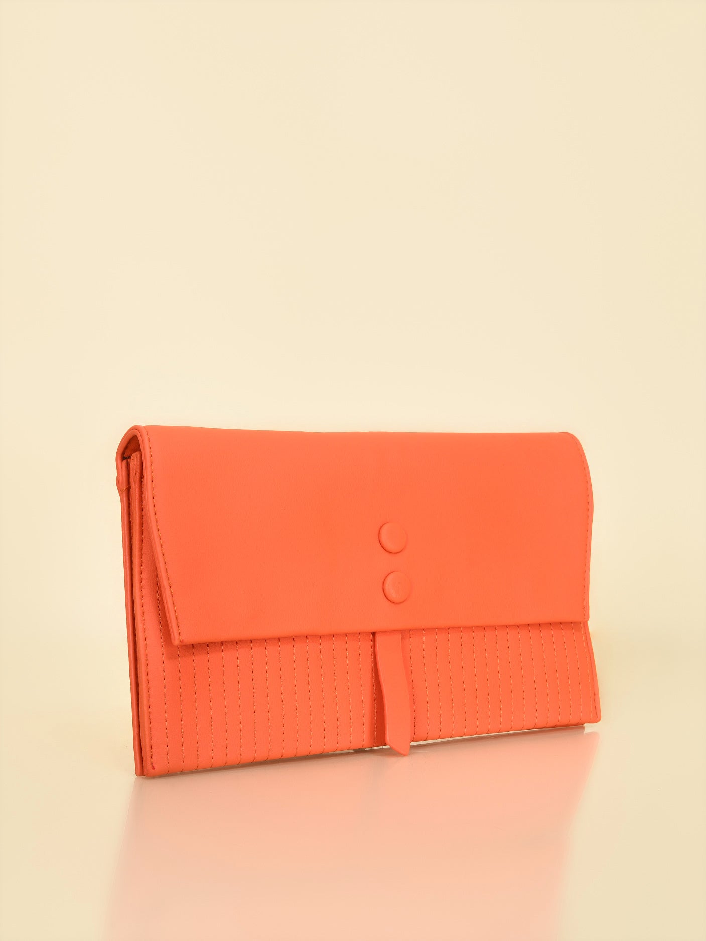 Limelight - Button Detail Clutch