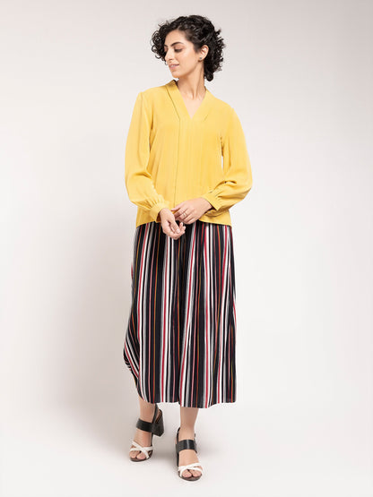 Limelight - Plain Pleated Top