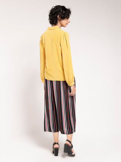 Limelight - Plain Pleated Top